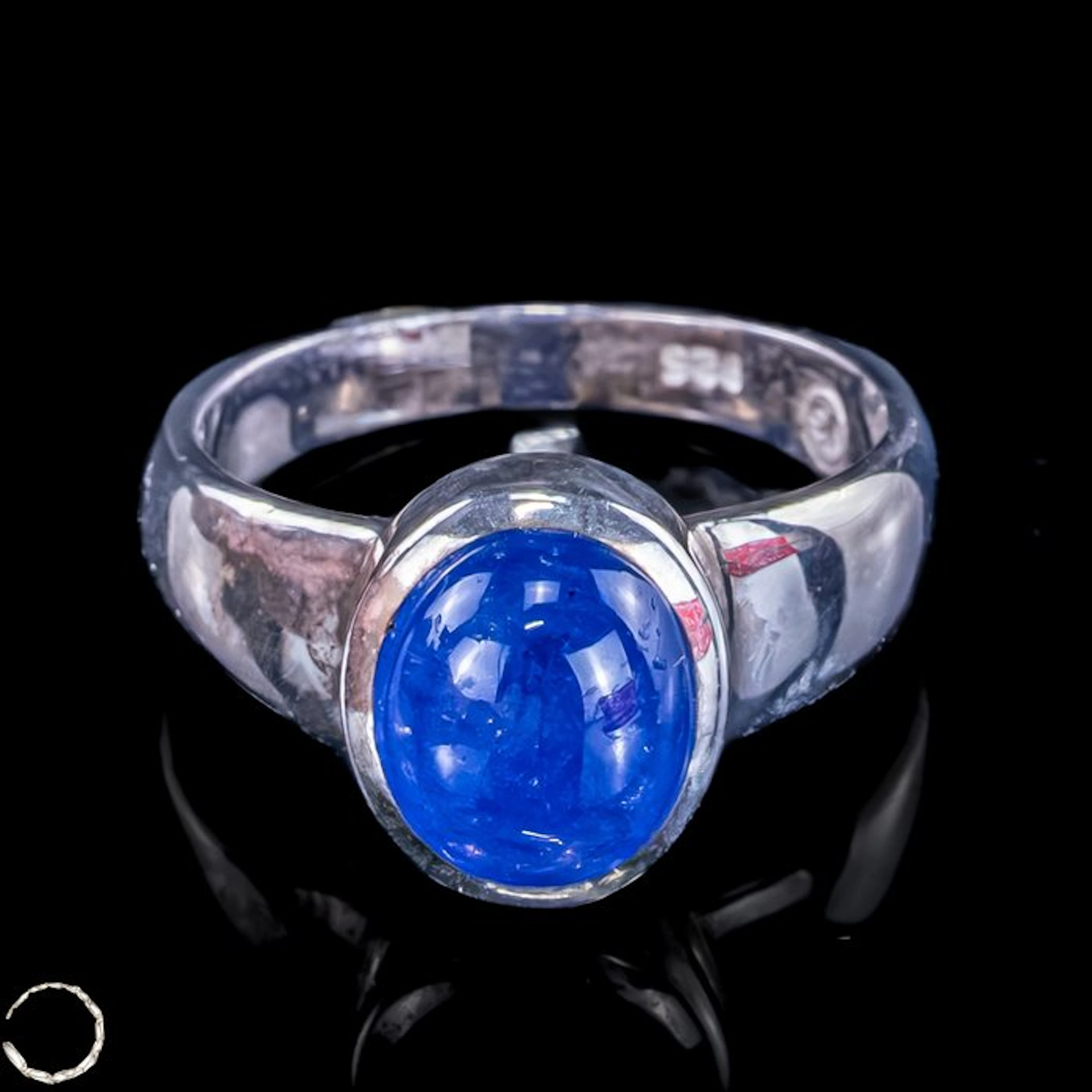 Exclusive ring with natural Tanzanite – elegantly set in silver 23.15