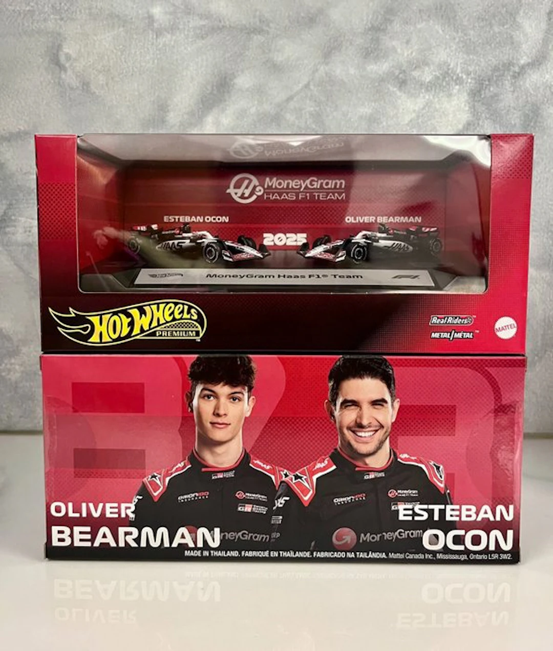 Hot Wheels 1:64 - Model car (2) - MoneyGram Haas F1 Team 2025 twin car set