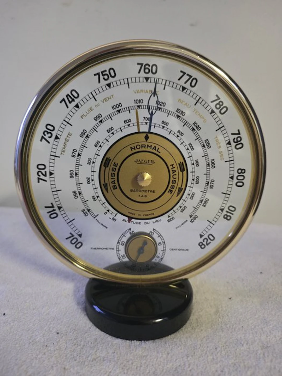 Jaeger Le Coultre 7 A.B. - brass, glass, Bakelite - Jaeger-LeCoultre