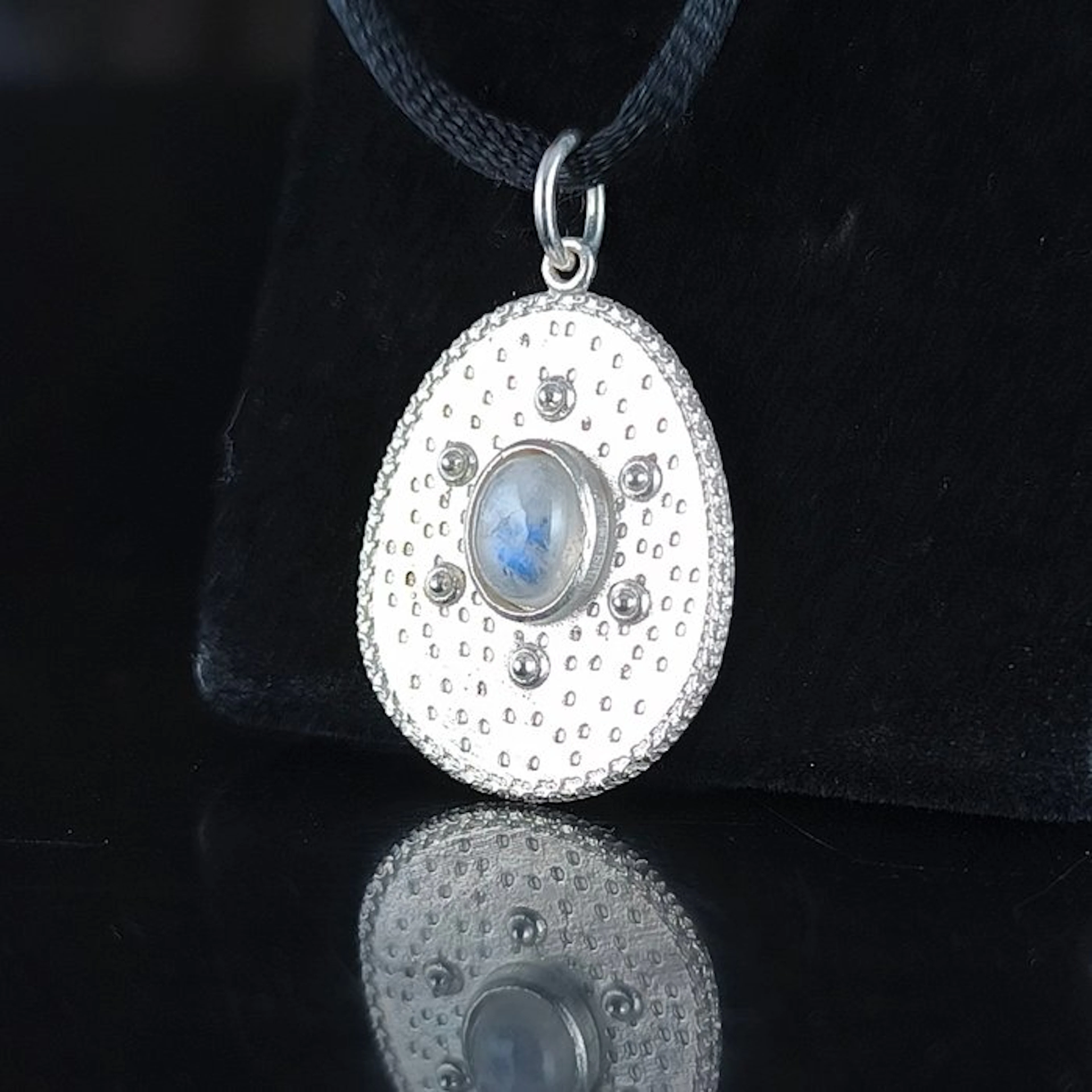 Moonstone Pendant- 3.63 g