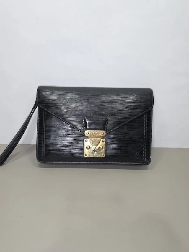 Louis Vuitton - Sellier Dragonne - Handbag