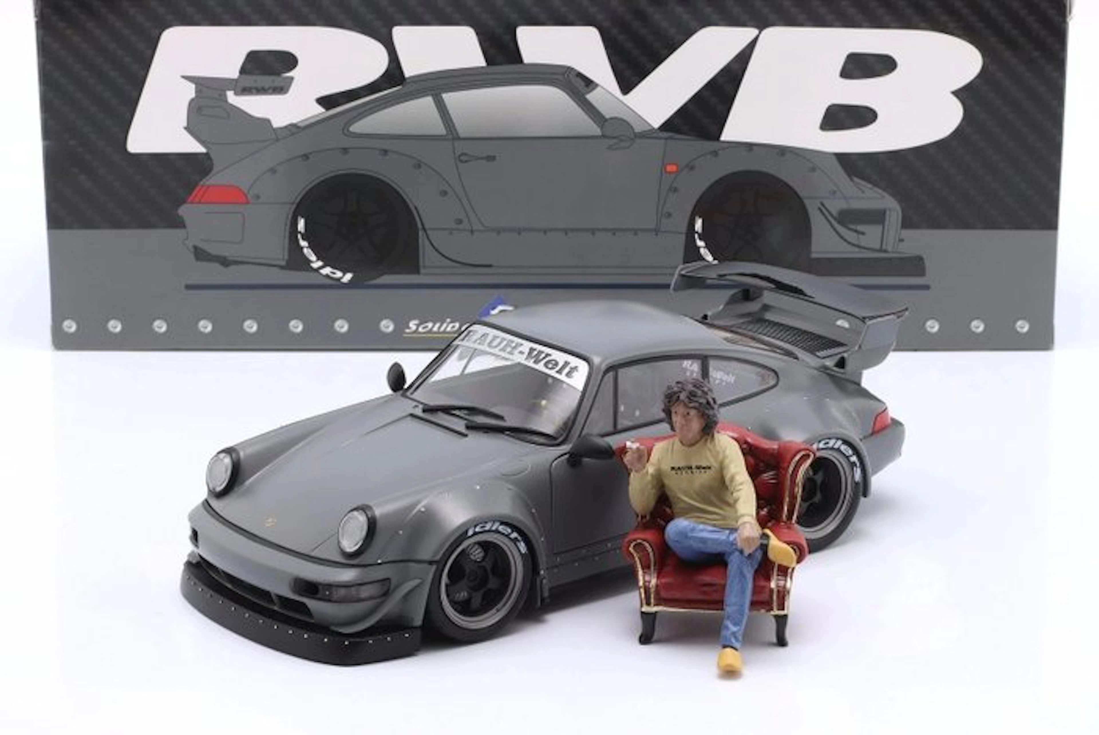 Solido 1:18 - Model car (2) - Porsche 911 RWB (Rauh-Welt Begriff)
