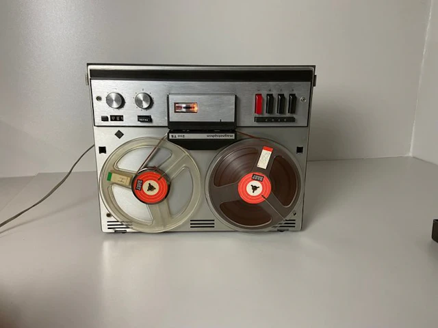 Telefunken - Magnetophon 200 TS / 4-Track Mono/Stereo Reel to reel deck 18 cm