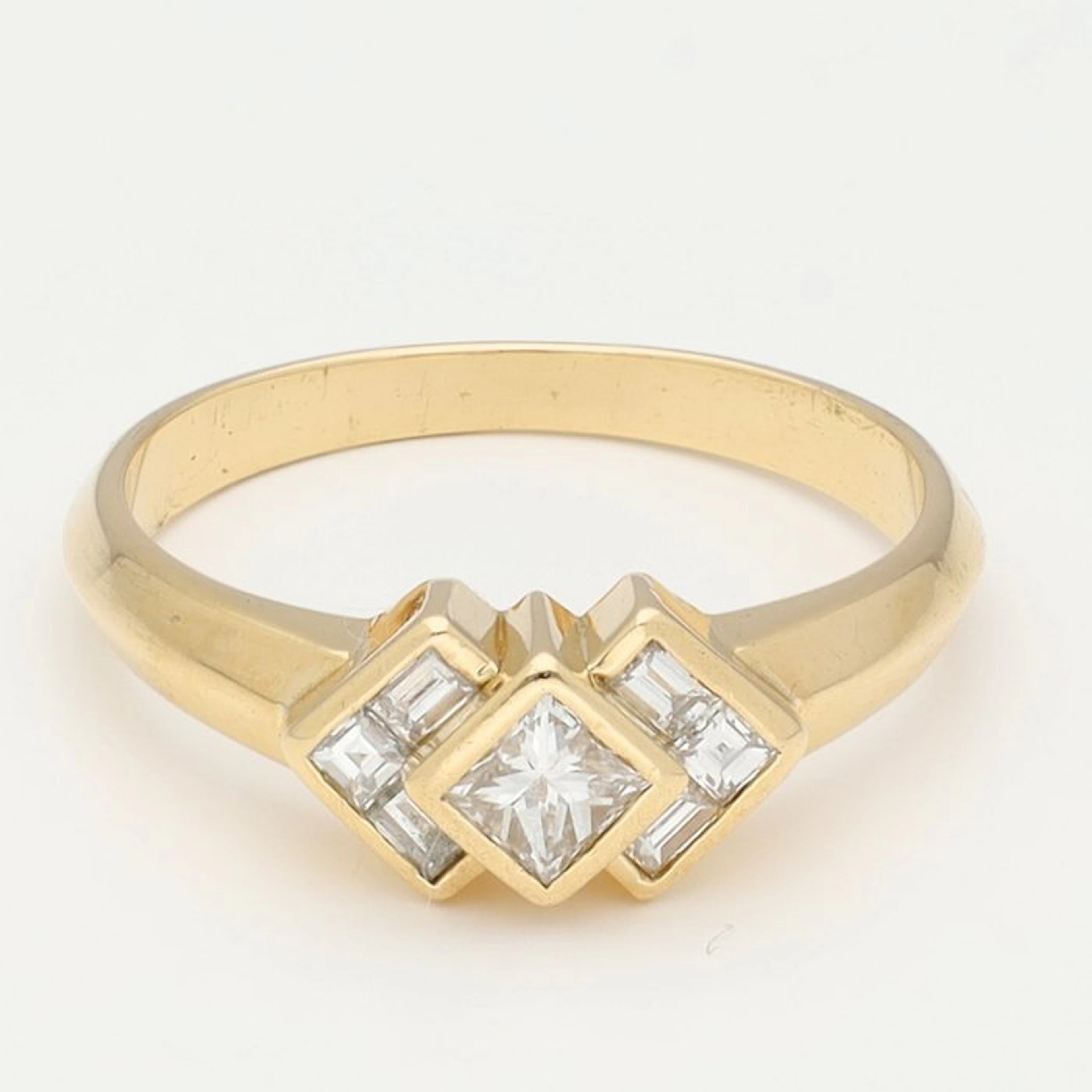 Ring - 18 kt. Yellow gold Diamond (Natural)