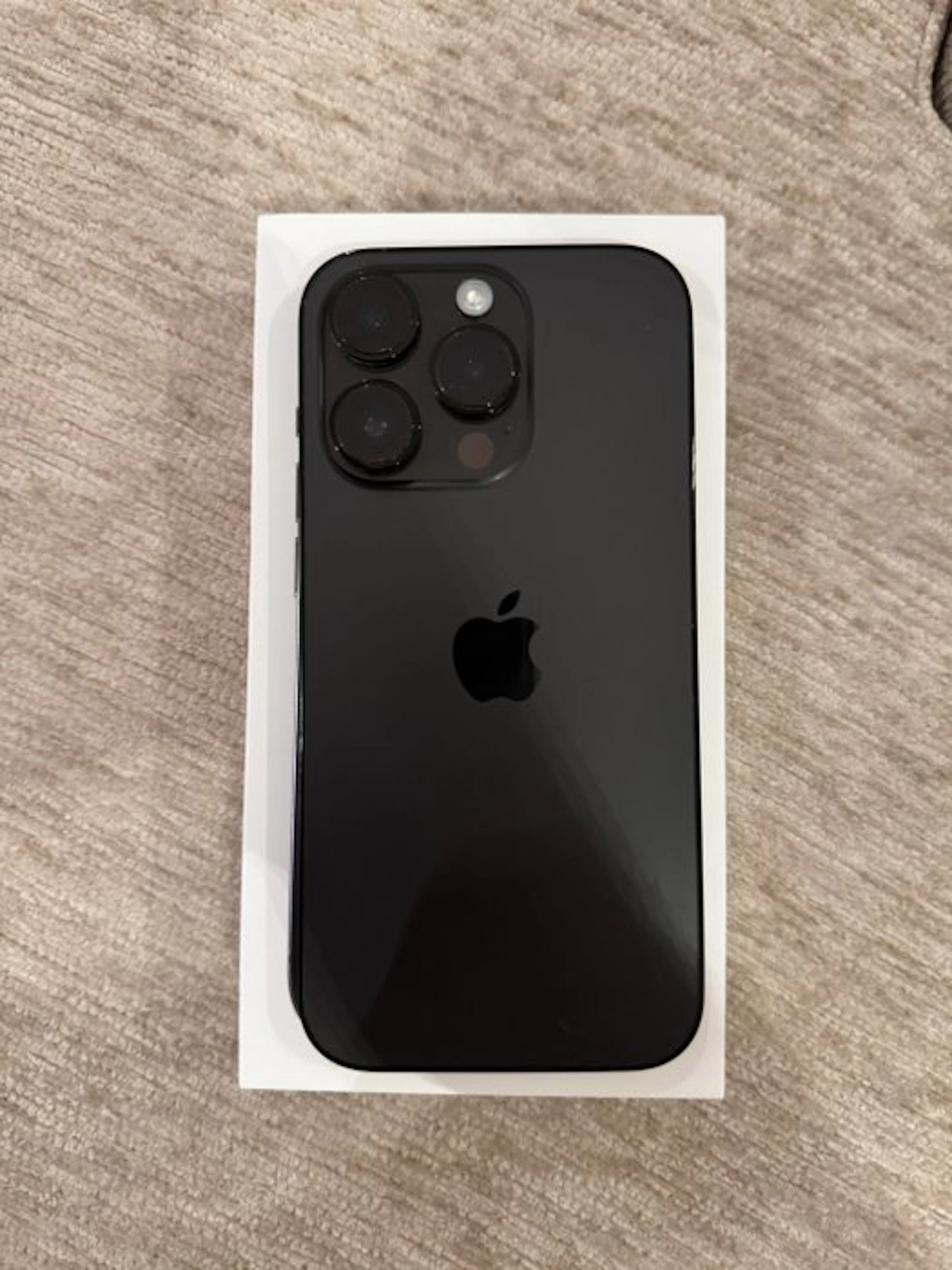 Apple 14 pro - Mobile phone (1) - In original box