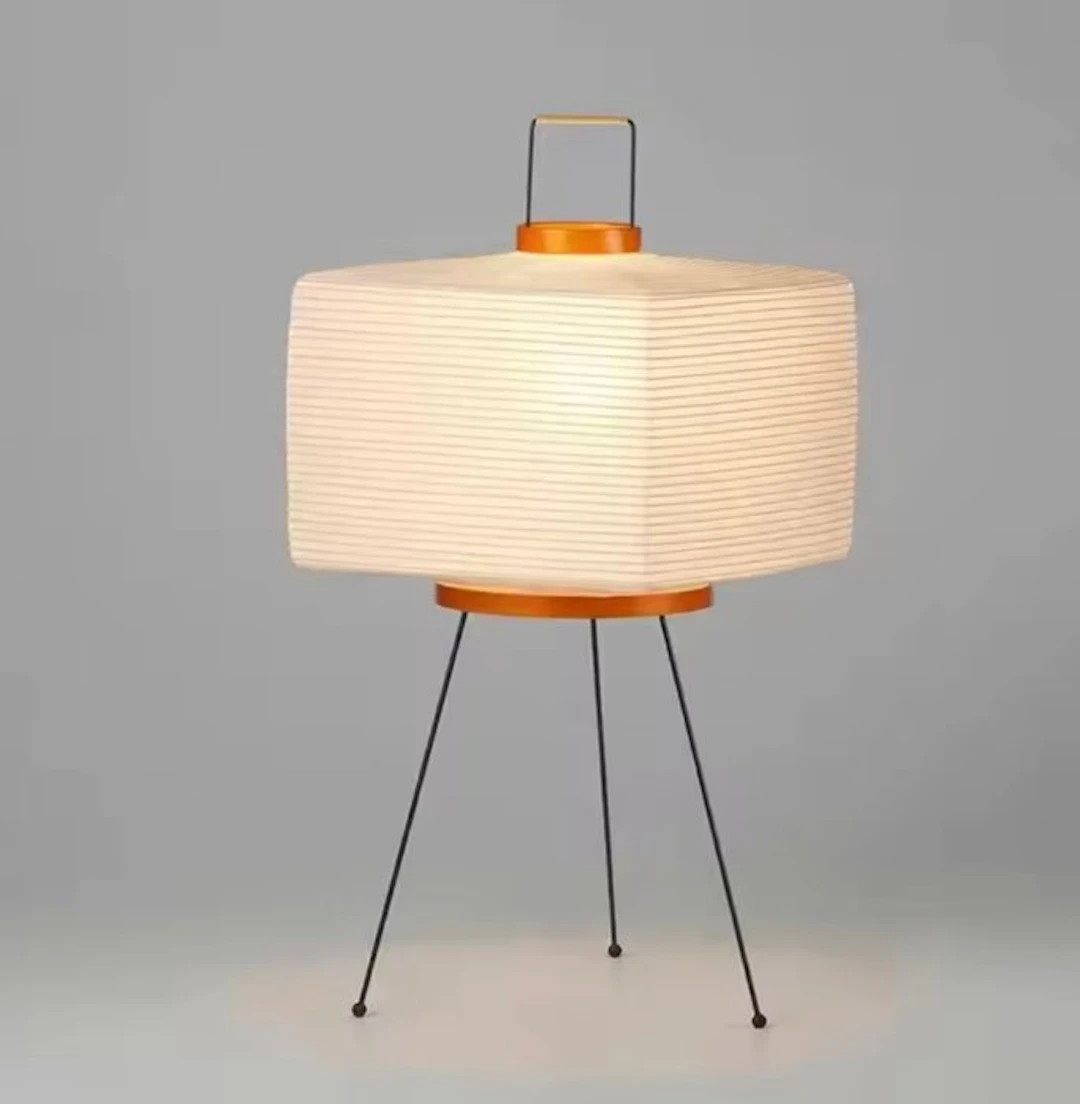 Table lamp - Metal, Parchment - Japan's Wabi-Sabi