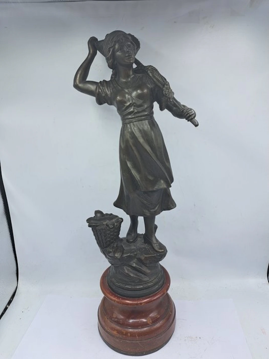 Naar Auguste Moreau - Statue, Garnalen Visser - 58 cm - Wood, Spelter - 1910