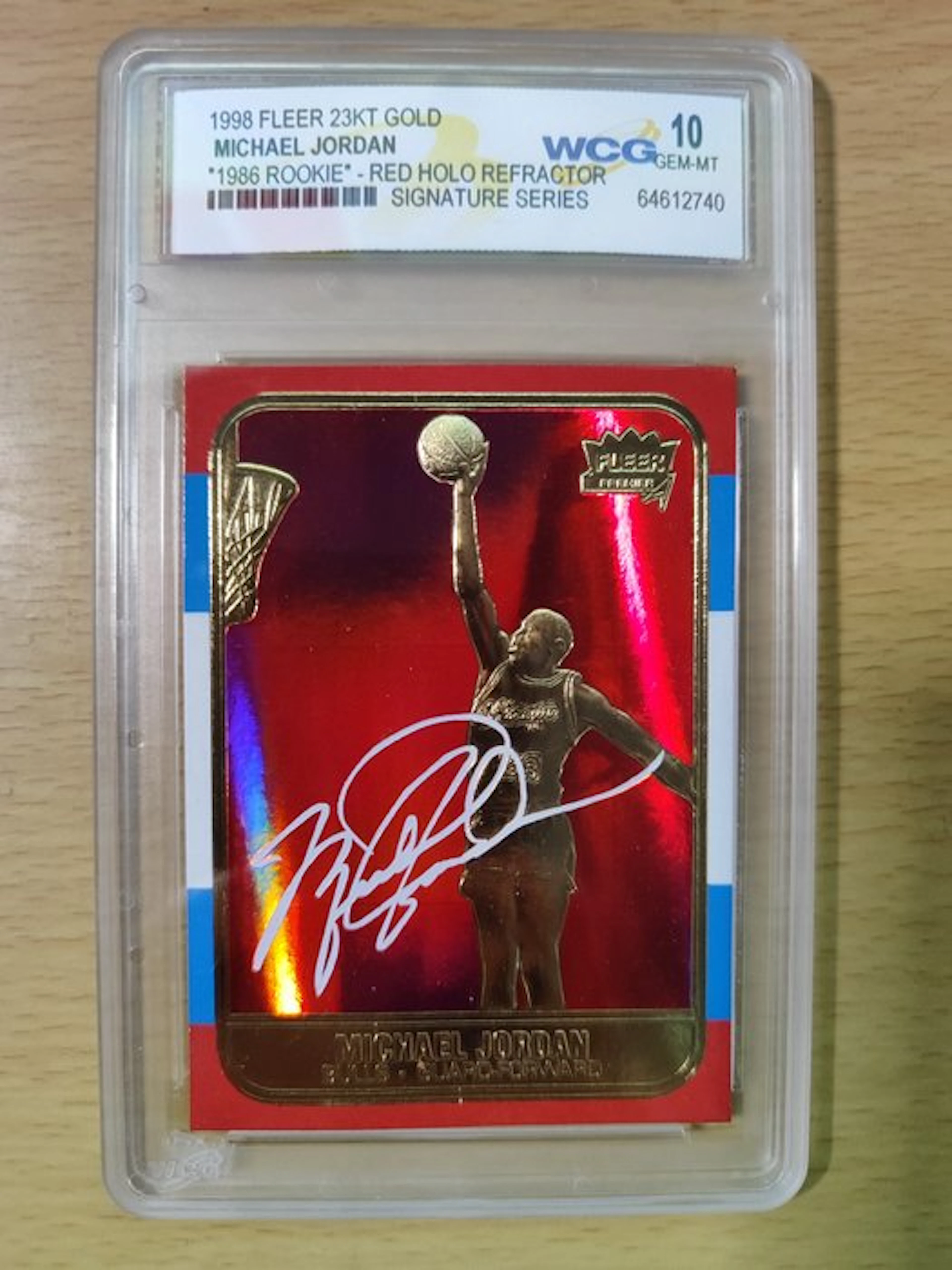 1998 Fleer 23KT Gold Michael Jordan Autographed card