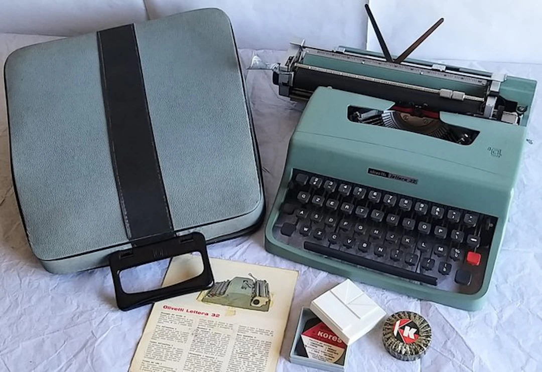 Marcello Nizzoli - Olivetti, Lettera 32 - Typewriter - 1960-1970
