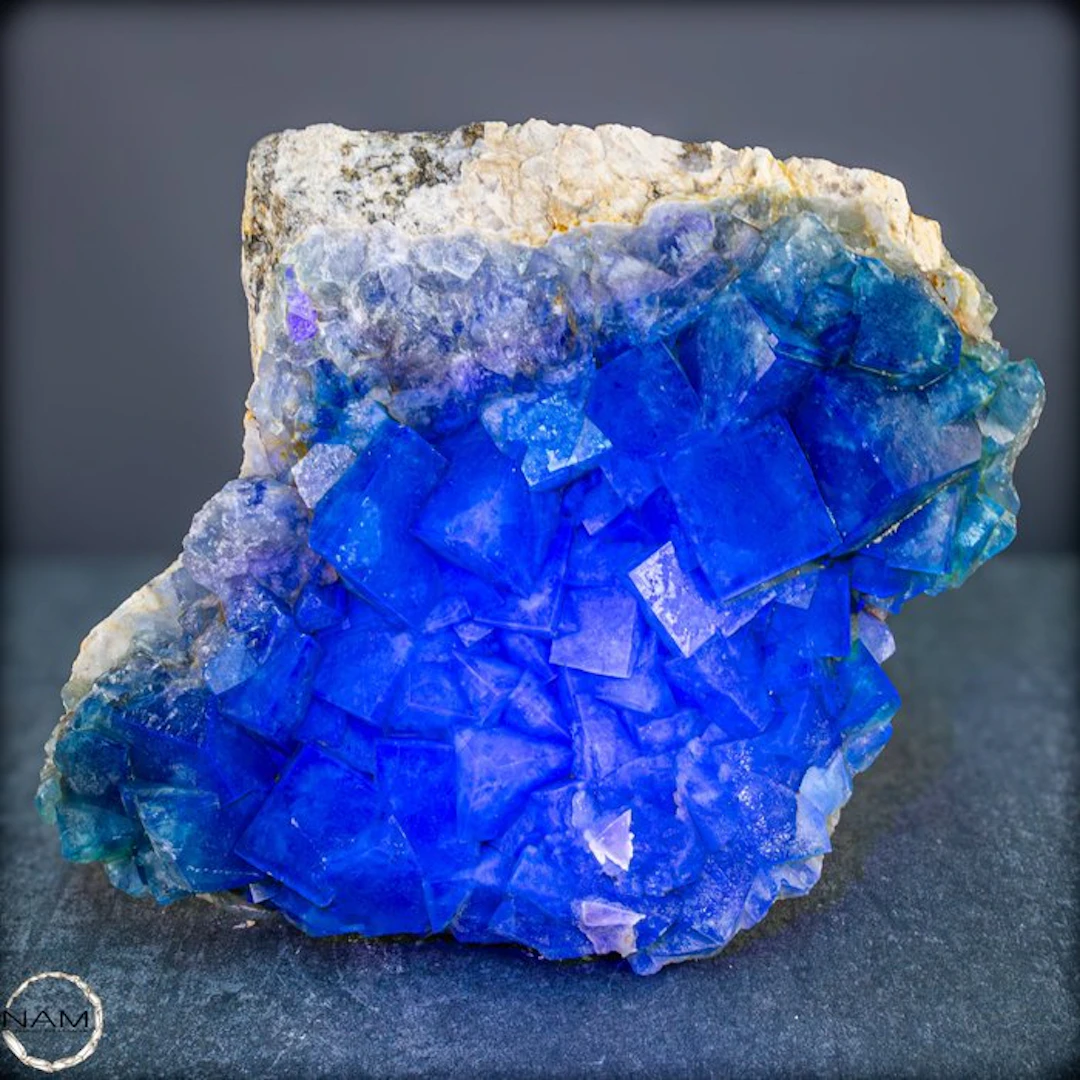 Green-blue fluorite crystal specimen – UV-active with...