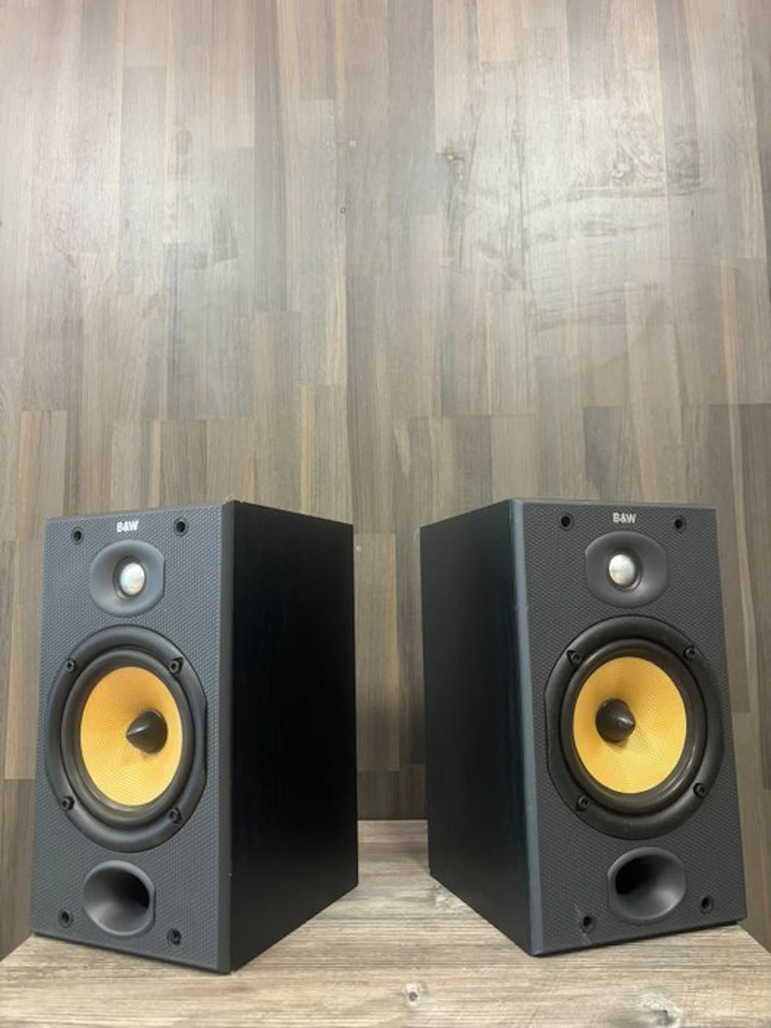 Bower & Wilkins - DM 601 S2 Speaker set