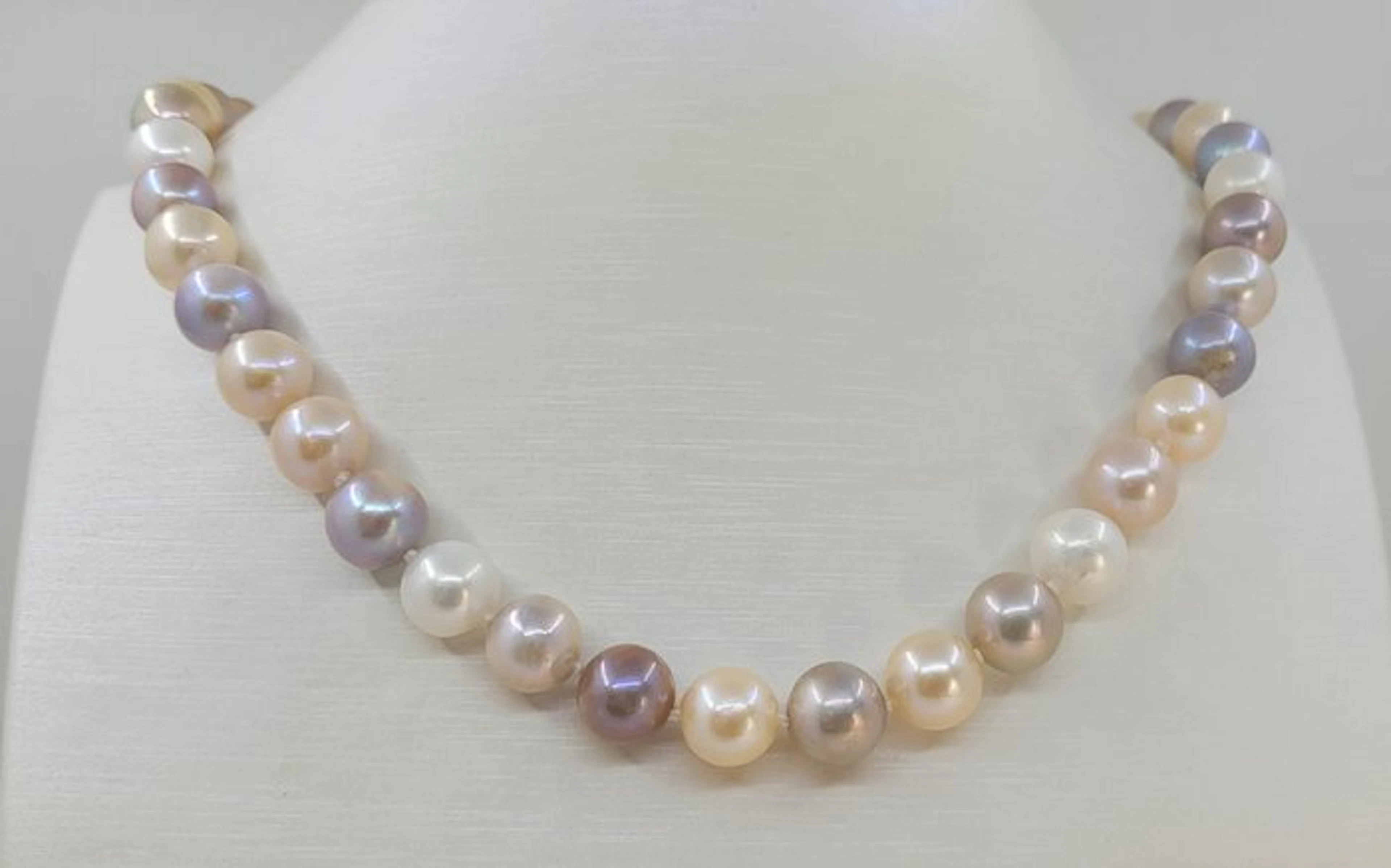 No reserve price - Necklace 9.5x10.5mm Multi Edison Pearls
