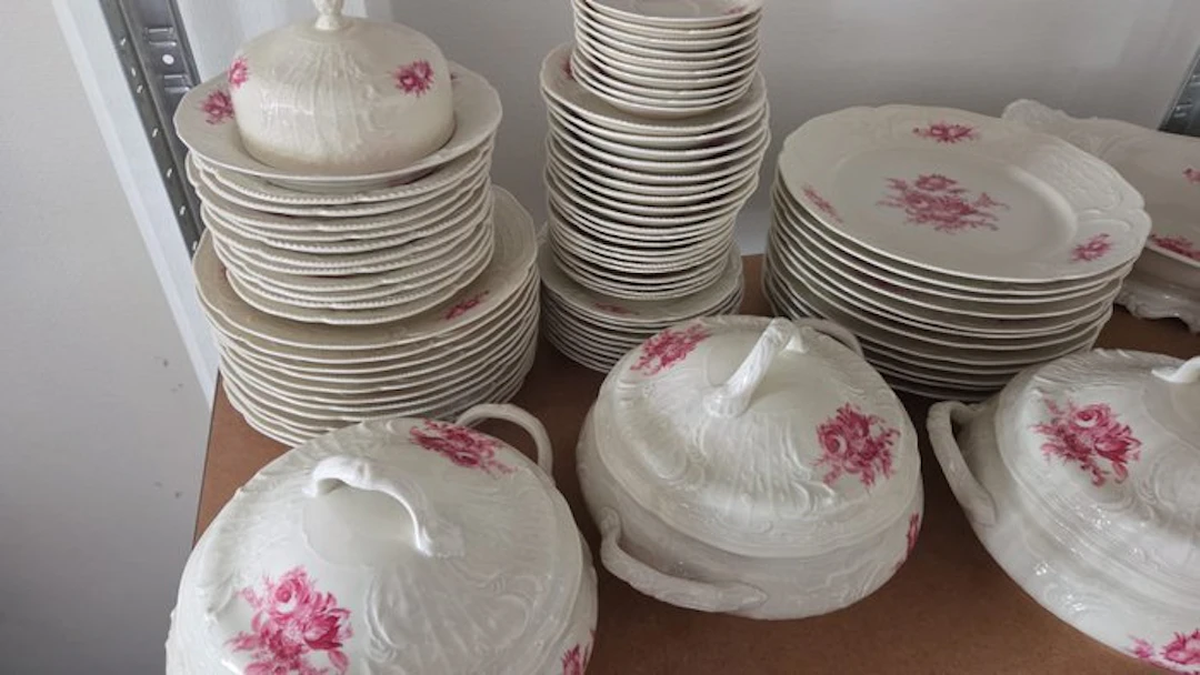 Rosenthal Sanssouci - Plate (137) - Porcelain - Dinnerware set -