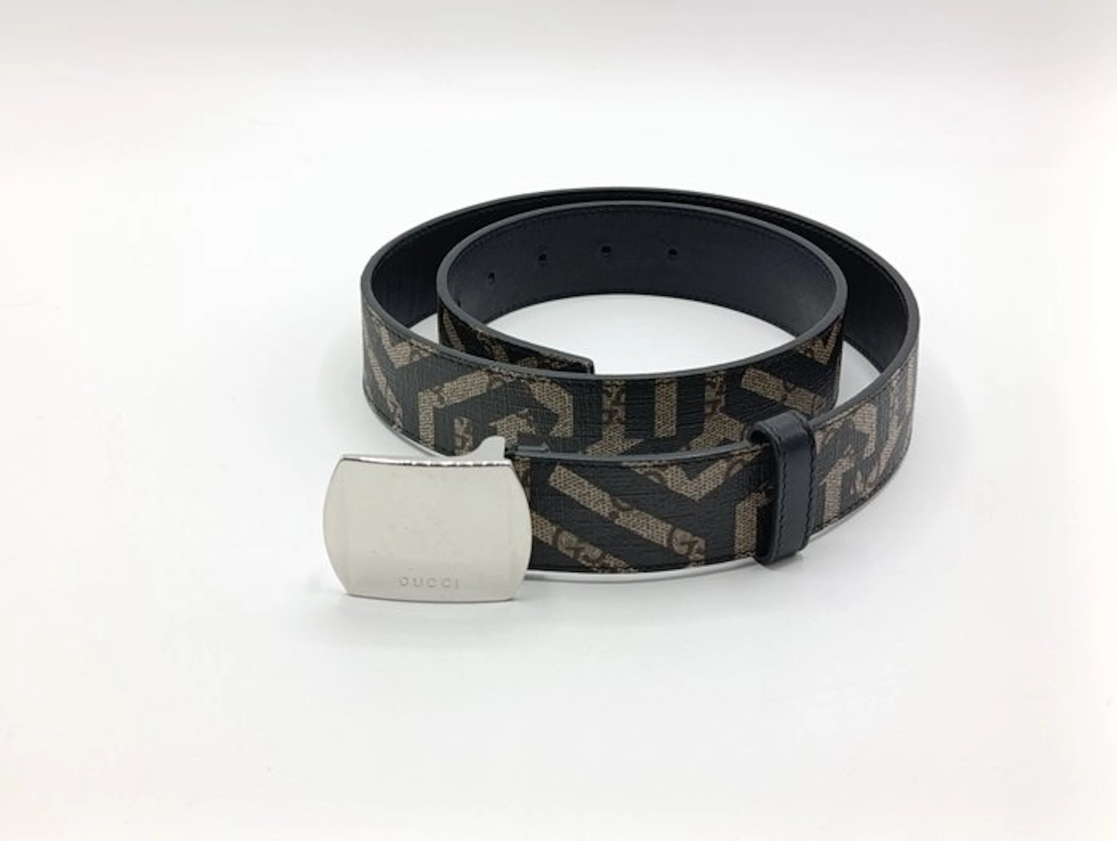 Gucci - 424674 . KVW1N . 85 . 34 . 480199 - Belt