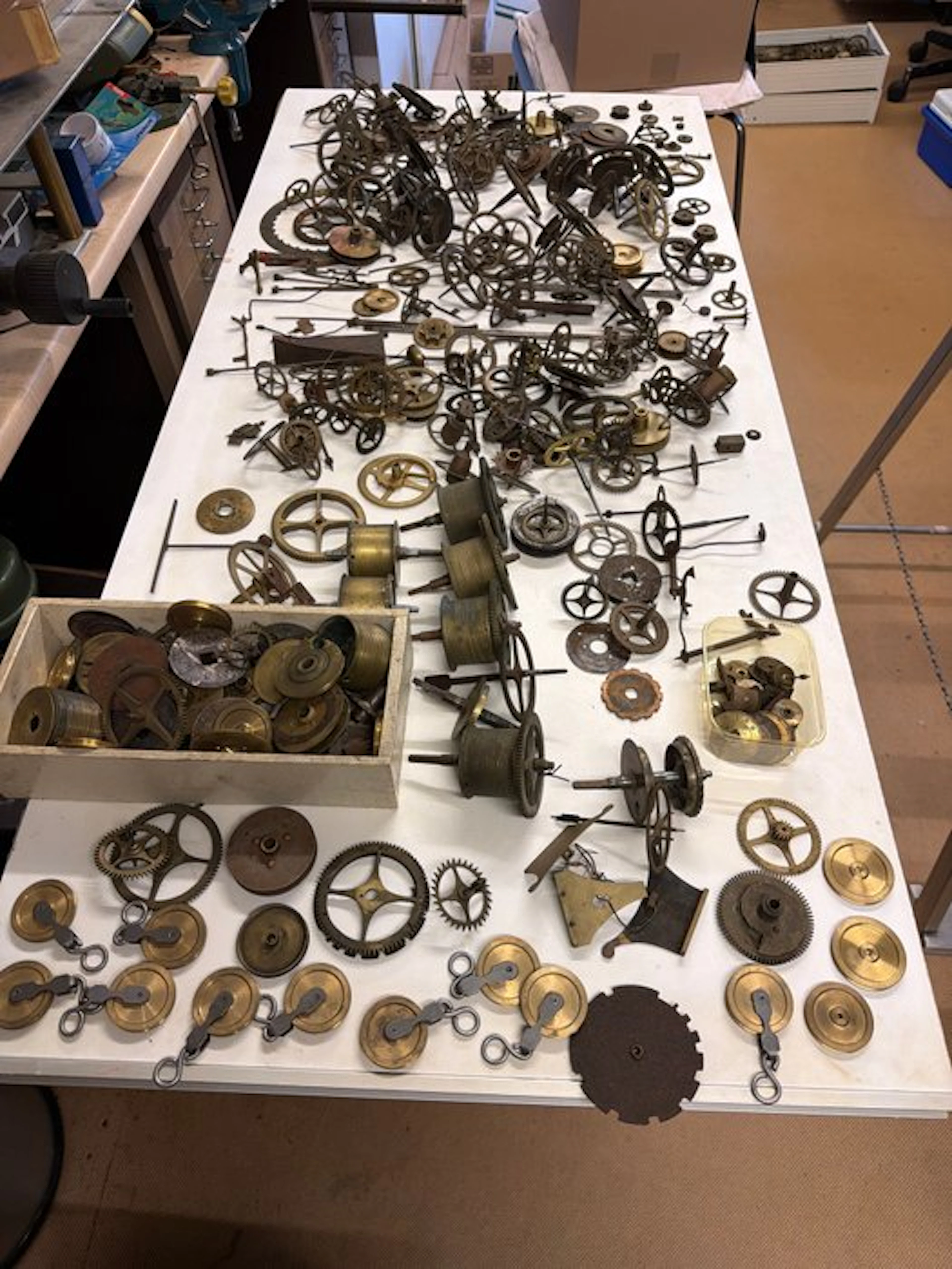 Clock movement (150) - Brass - 1850-1900