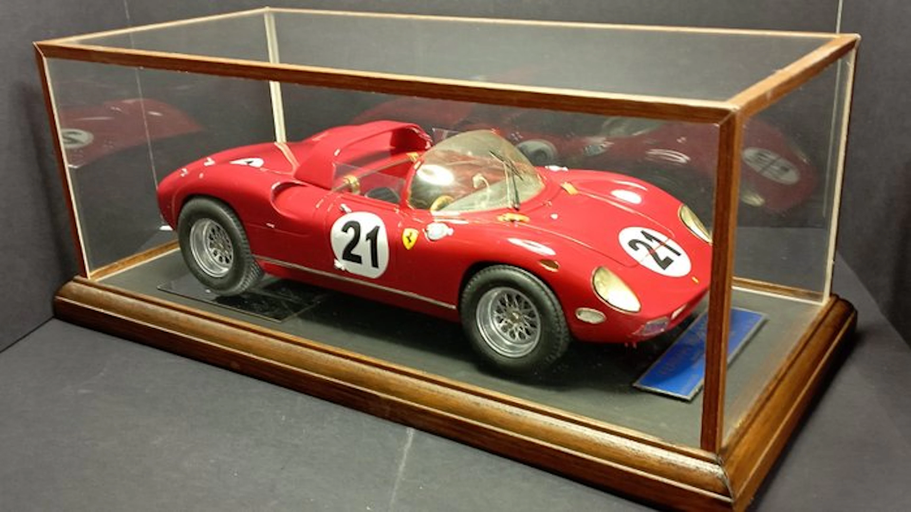RETROTOYS Italien 1:12 - Model race car - Ferrari 250P...