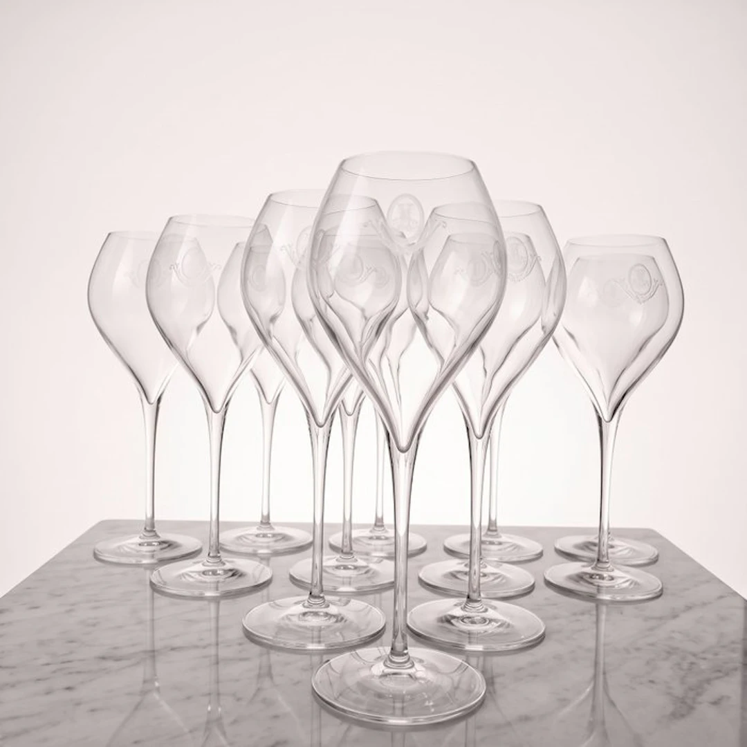 Drinking service (12) - Crystal - Louis Roederer Champagne.