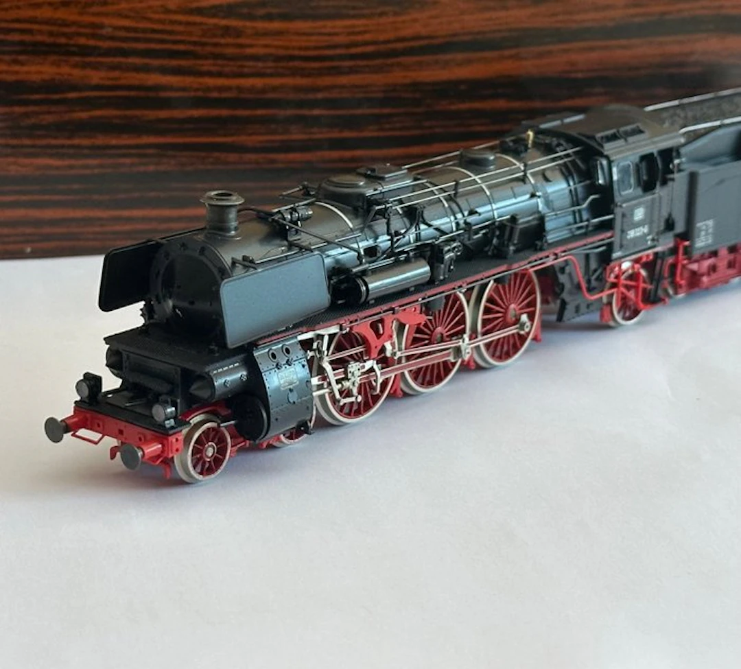 Liliput H0 - 4004 - Steam locomotive with tender (1) - BR 018 323-6 - DB