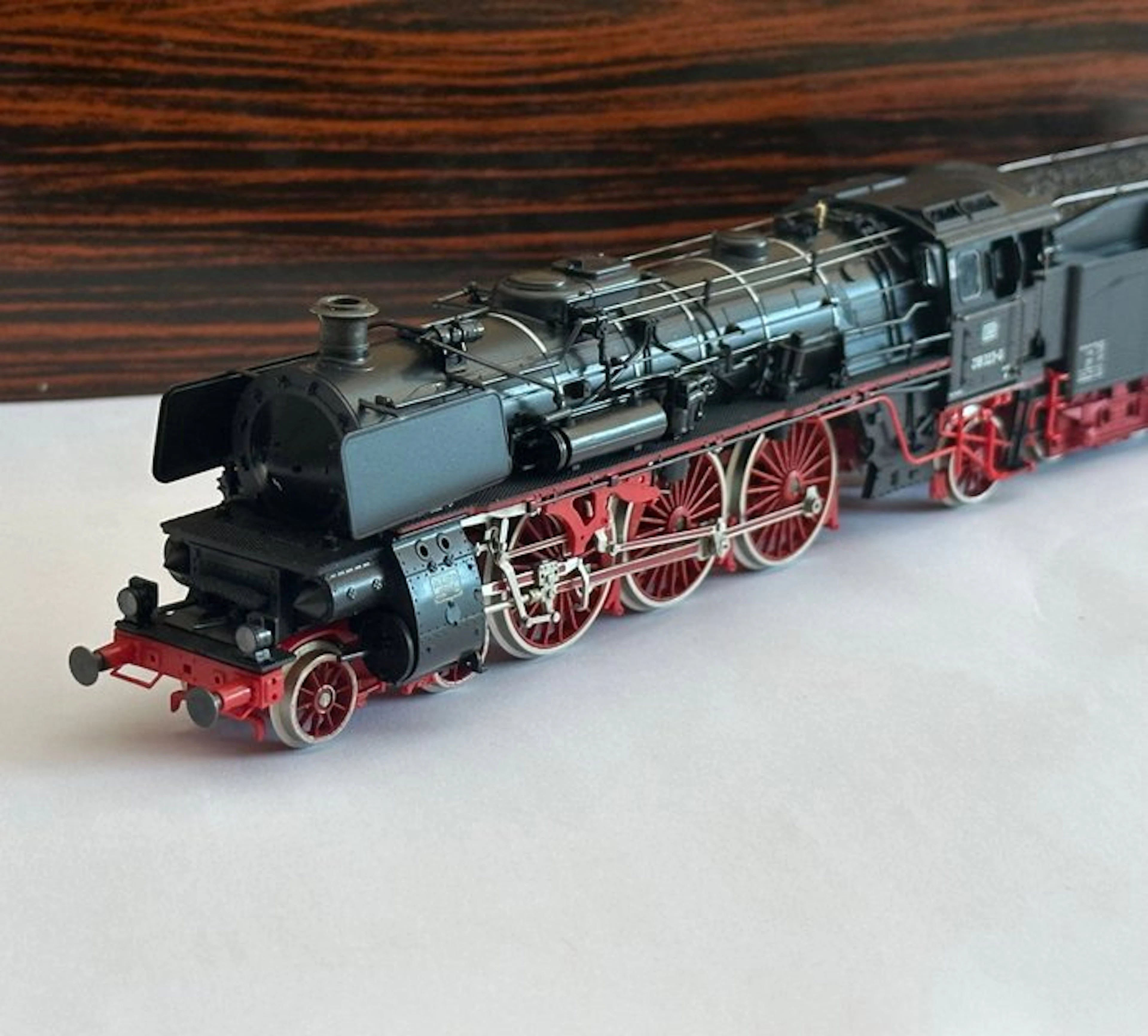 Liliput H0 - 4004 - Steam locomotive with tender (1) - BR 018 323-6 - DB