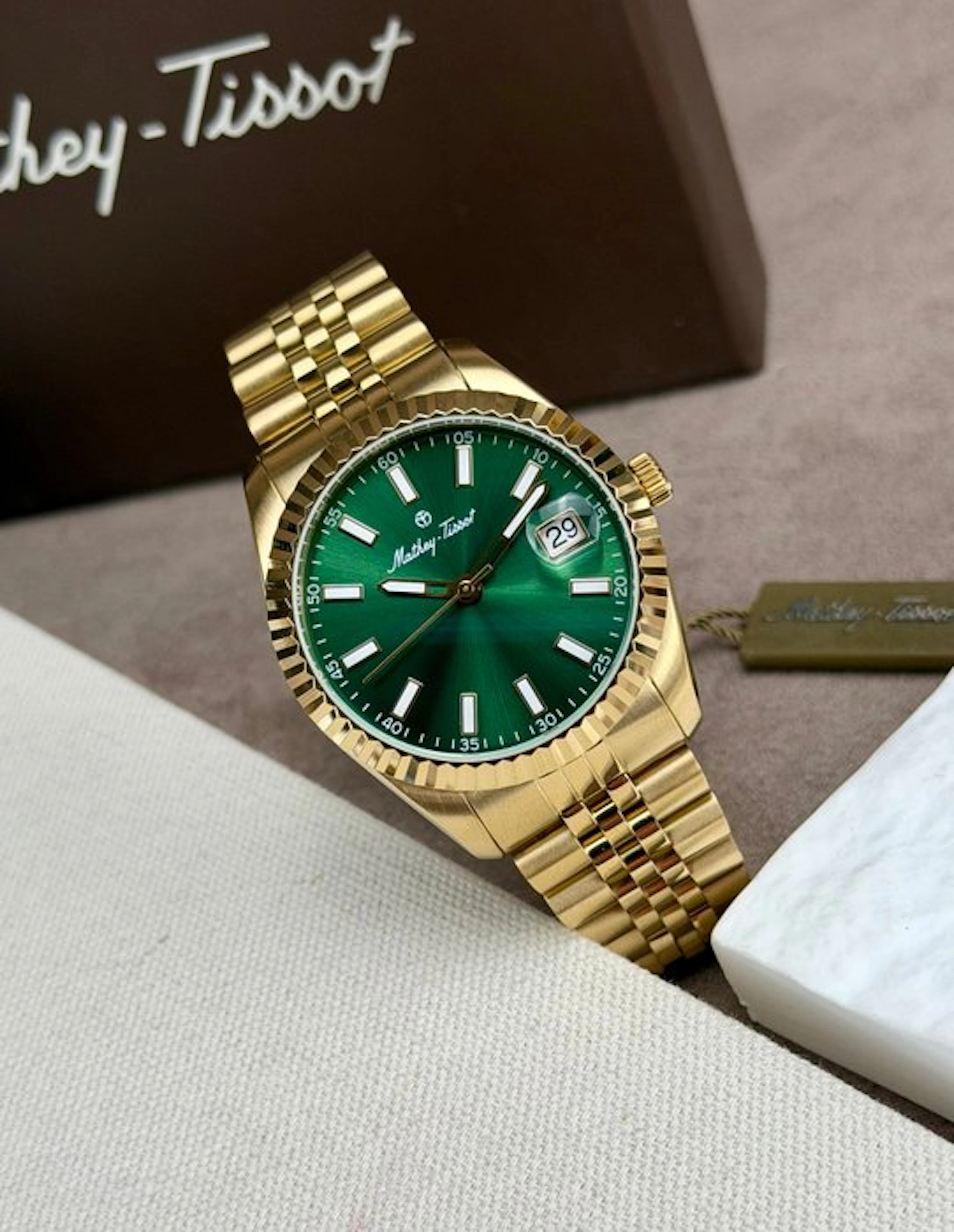 Mathey-Tissot - Green Dial Date - No reserve price...