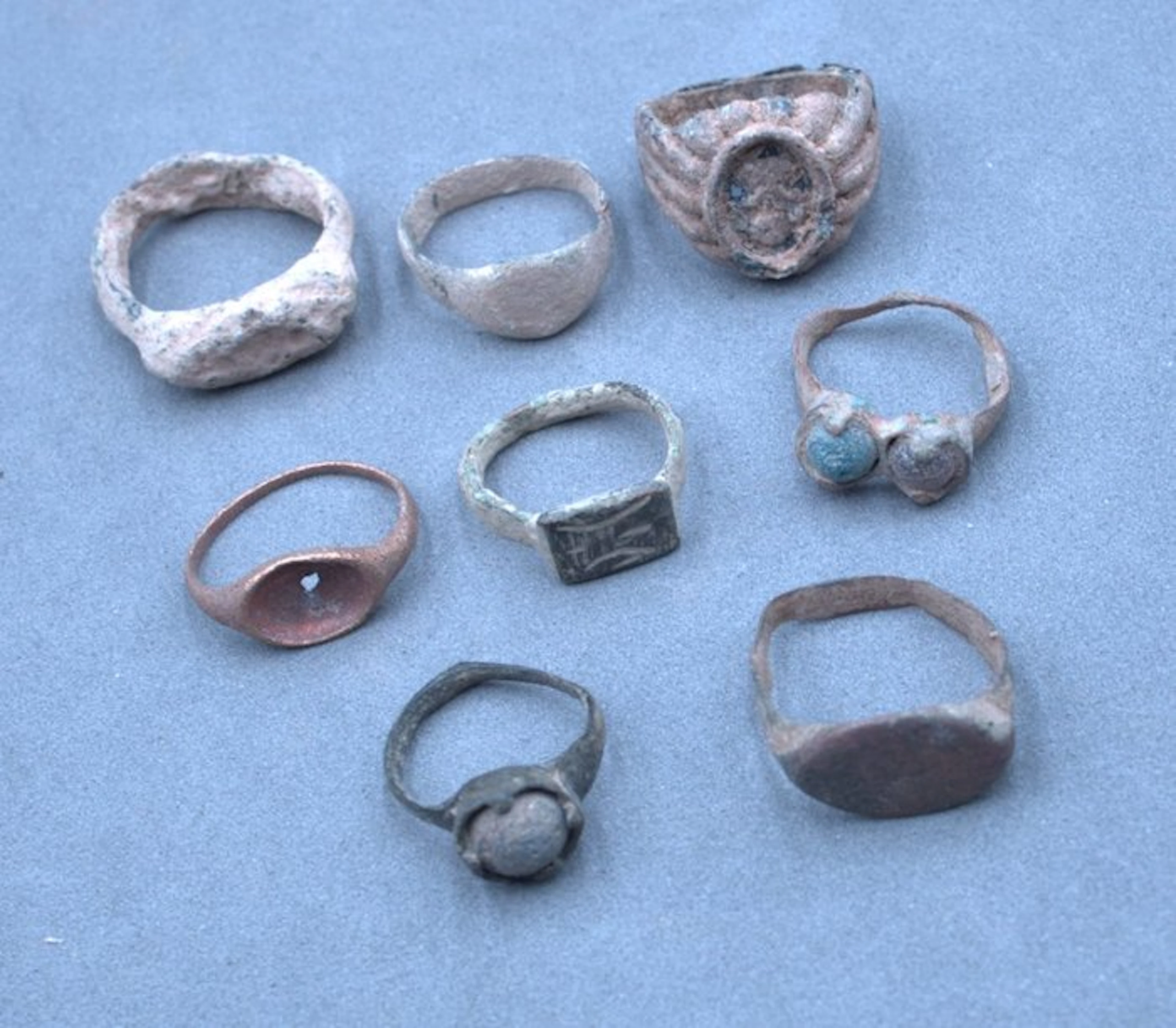Medieval, Crusaders Bronze Eight Finger Rings (No reserve price)