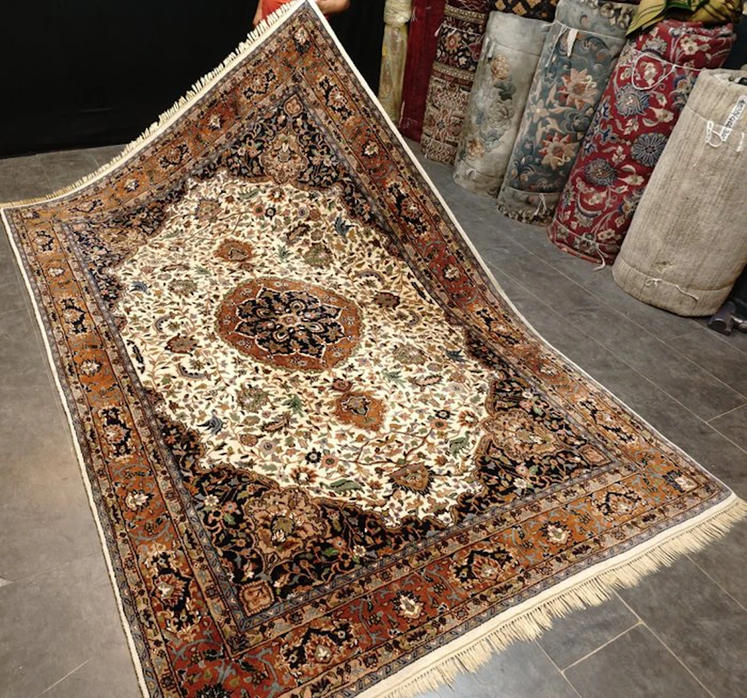 Tabriz - Carpet - 295 cm - 205 cm