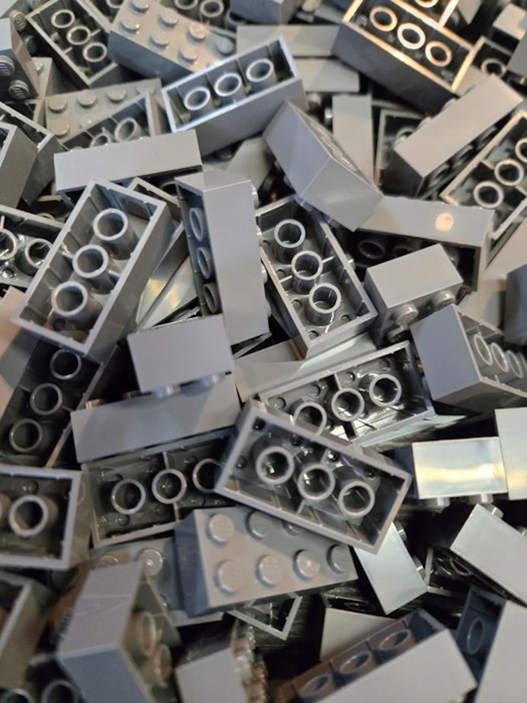 LEGO Pieces - New Brick 2 x 4 Dark Bluish Gray 200pcs