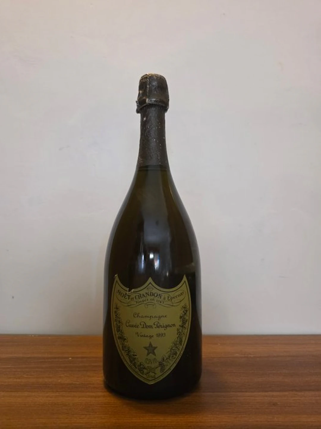 1993 Moët & Chandon, Cuvée Dom Pérignon - Champagne Brut - 1 Bottle (0.75L)