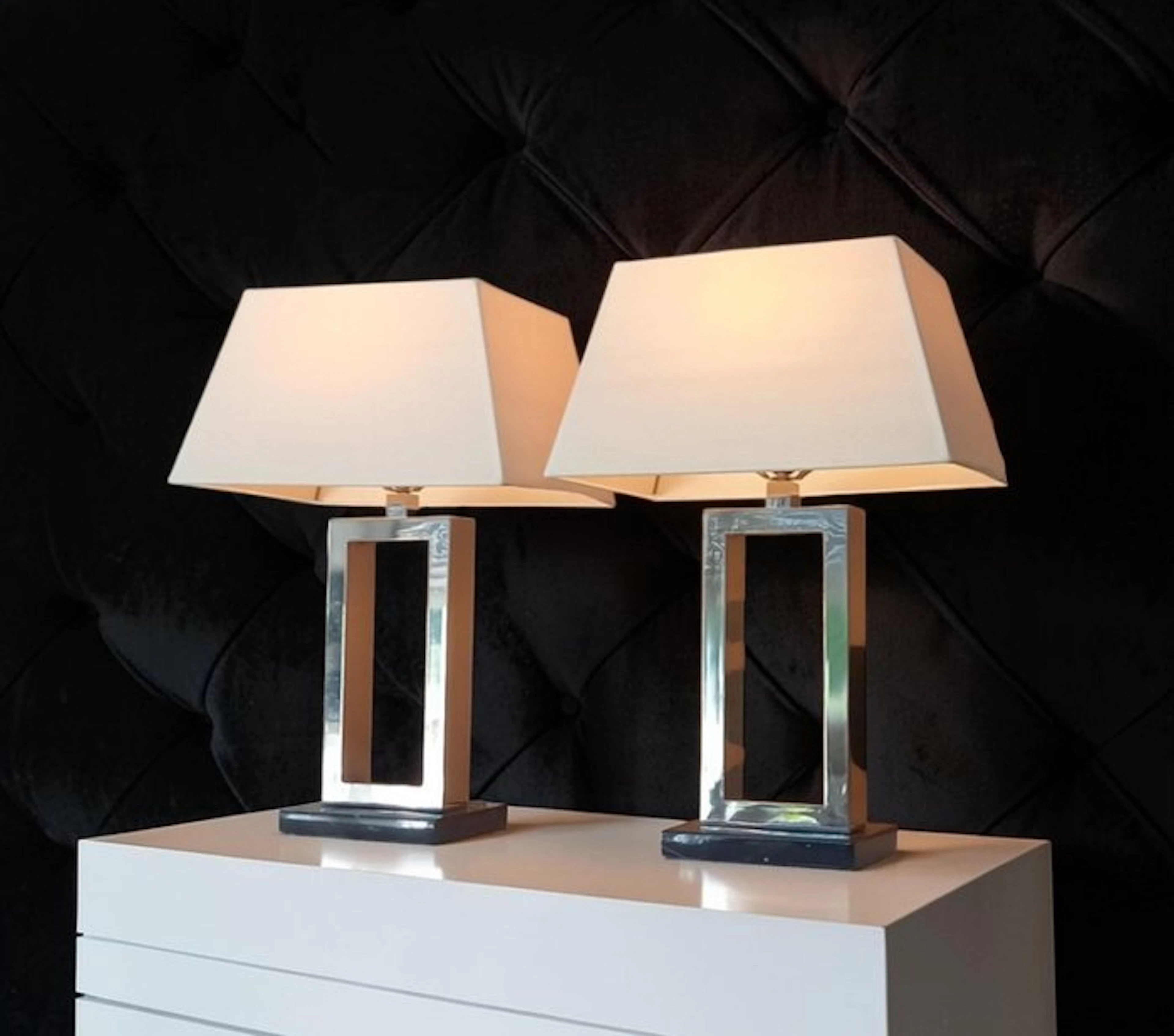 Lamp (2) - Attributed to Eichholtz - Arlington Model - Stainless steel