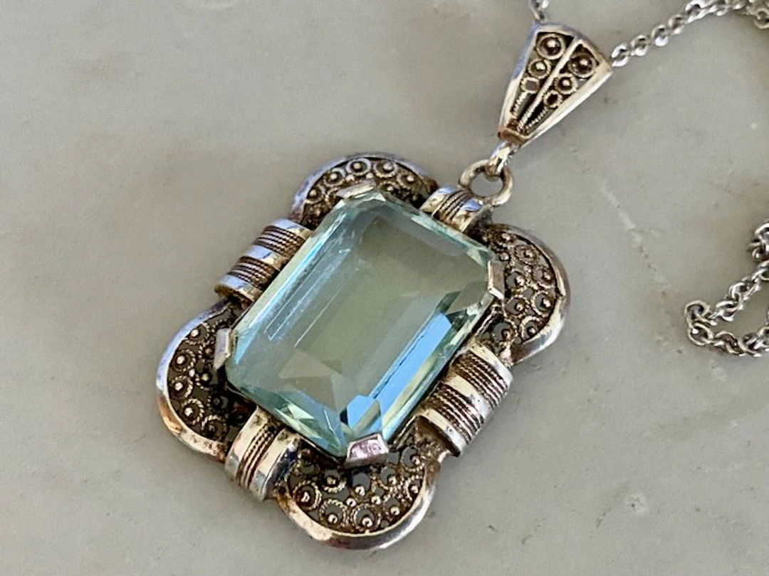 No reserve price - Necklace with pendant Silver Aquamarine