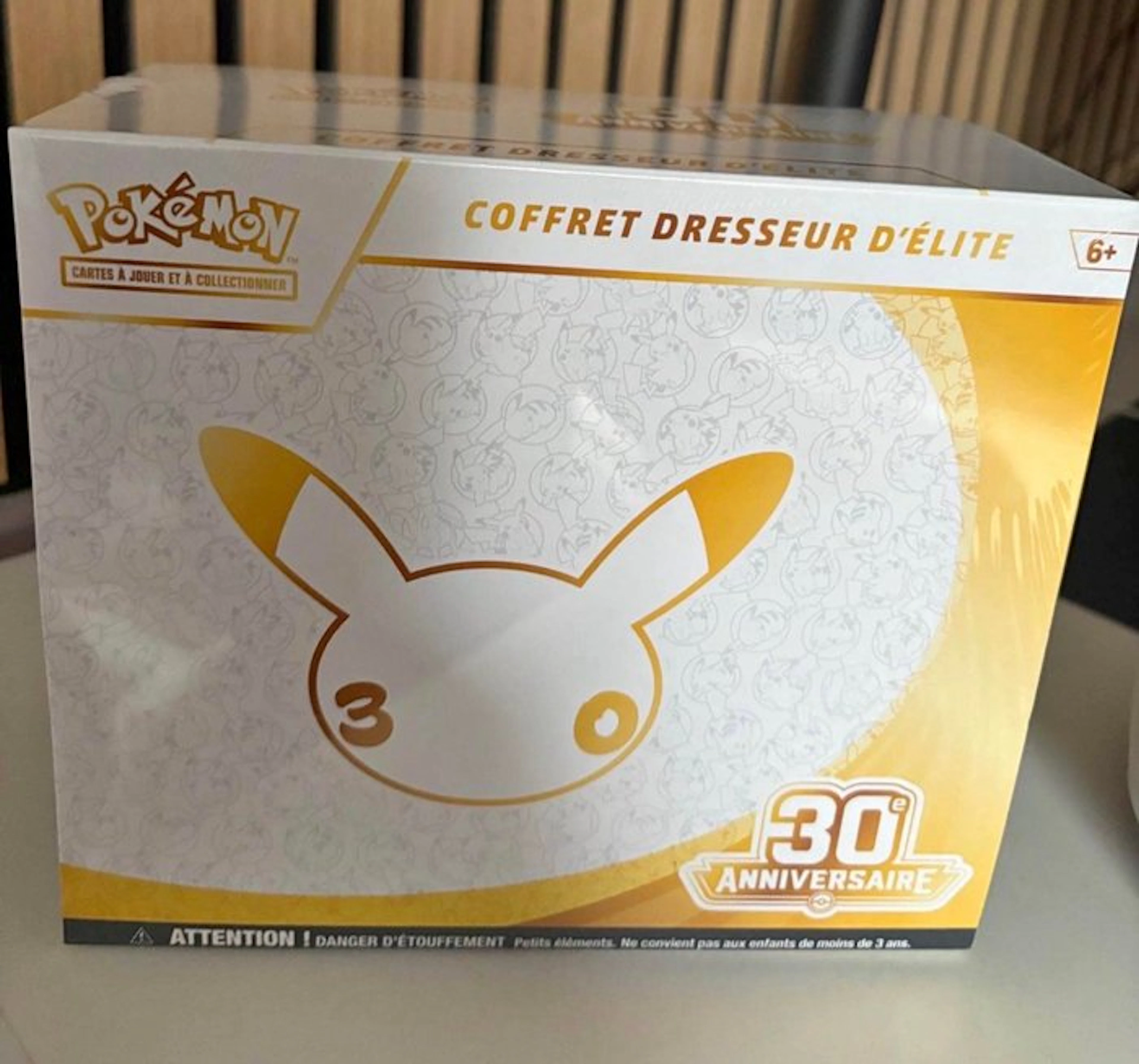 Pokémon - 1 Sealed box - Various sets