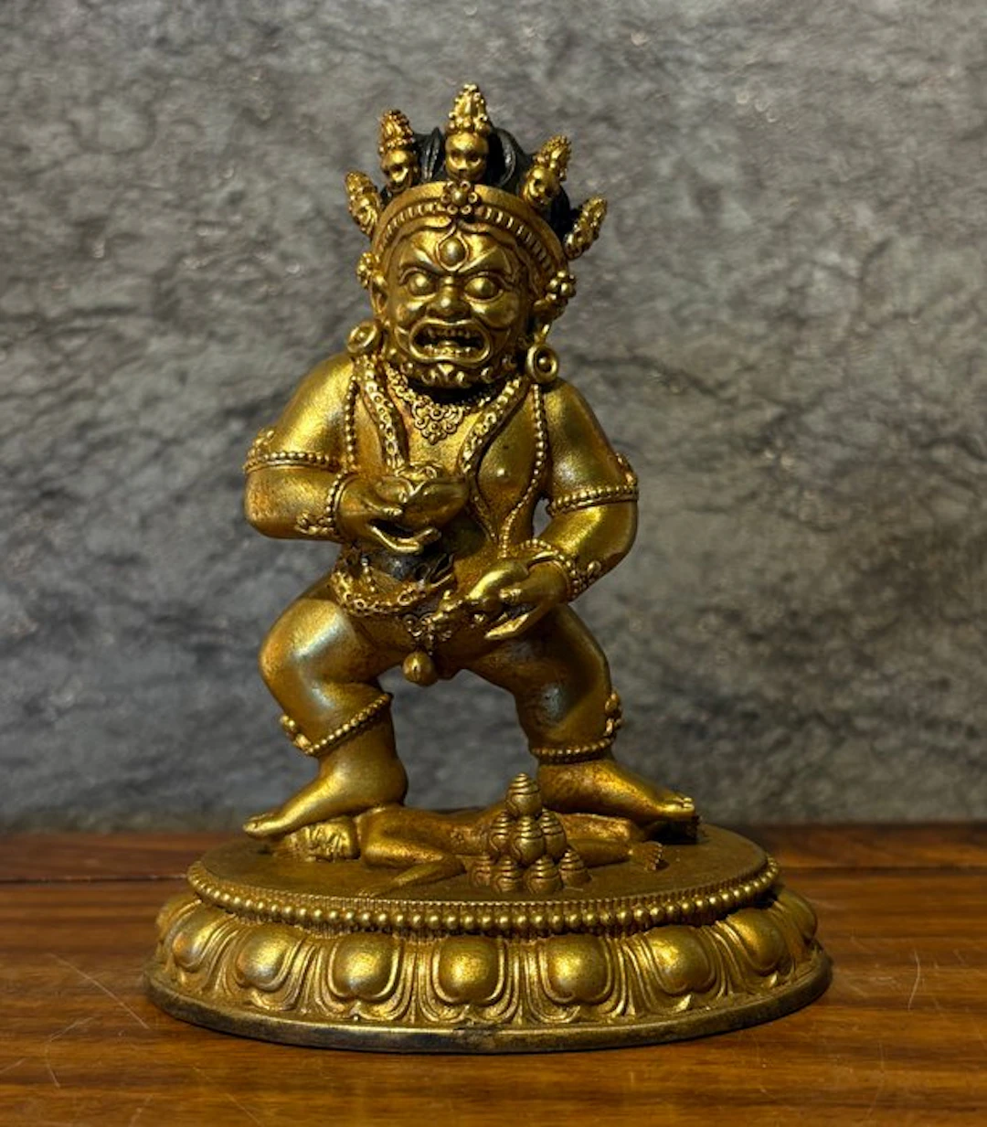 “Zwarte” Dzambhala - Gilded bronze - Asia (No reserve price)