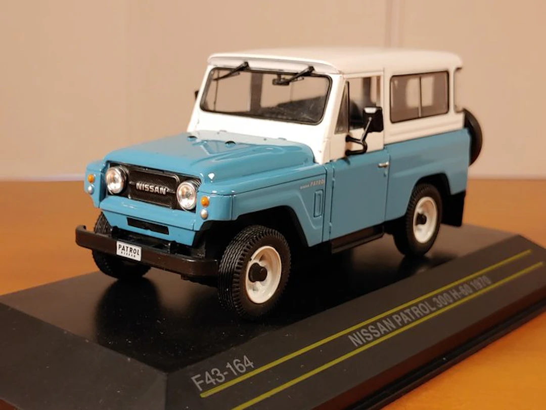 FIRST:43 1:43 - Model station wagon - Nissan Patrol 300 H-60 - 1970 - F43-164