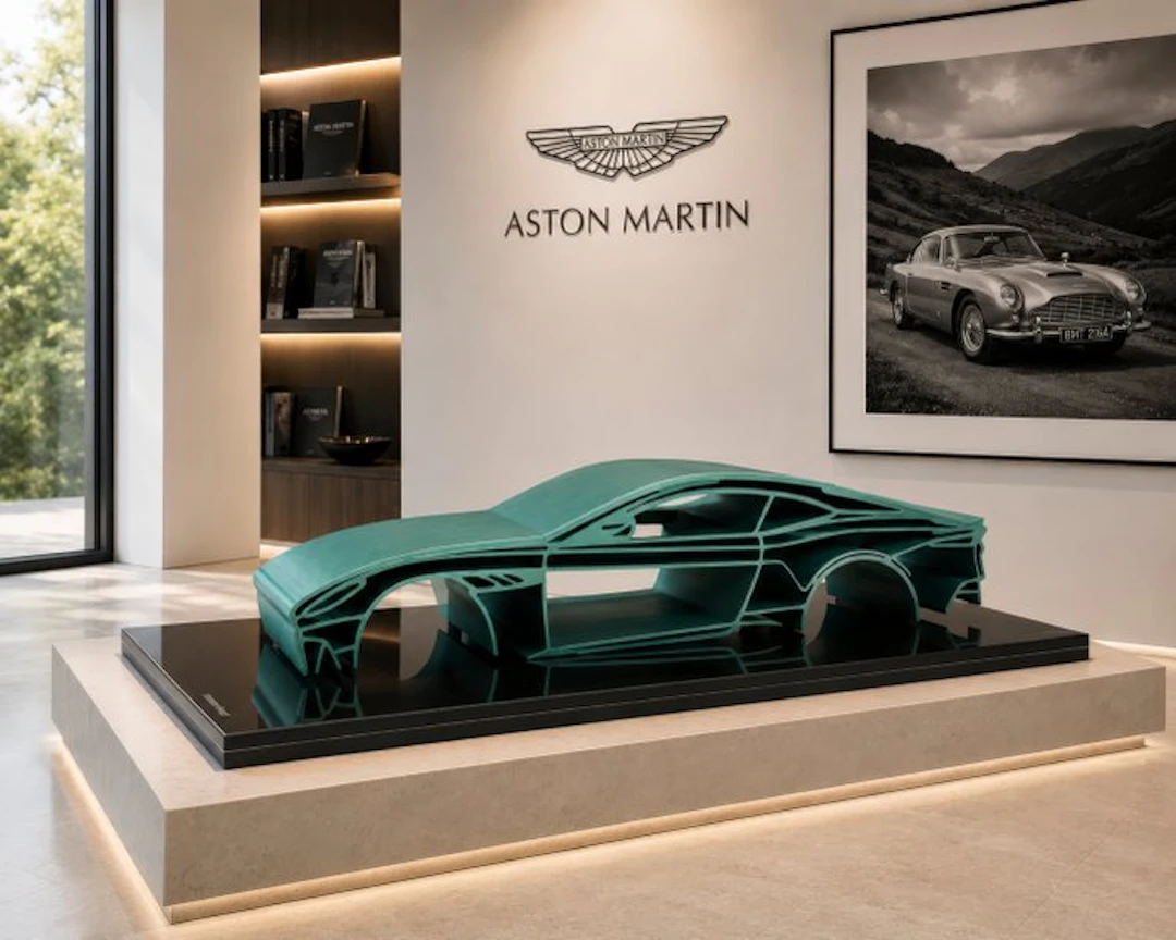 Aston Martin SuperLeggera - 1/12 Scale - Sculpture XXL...