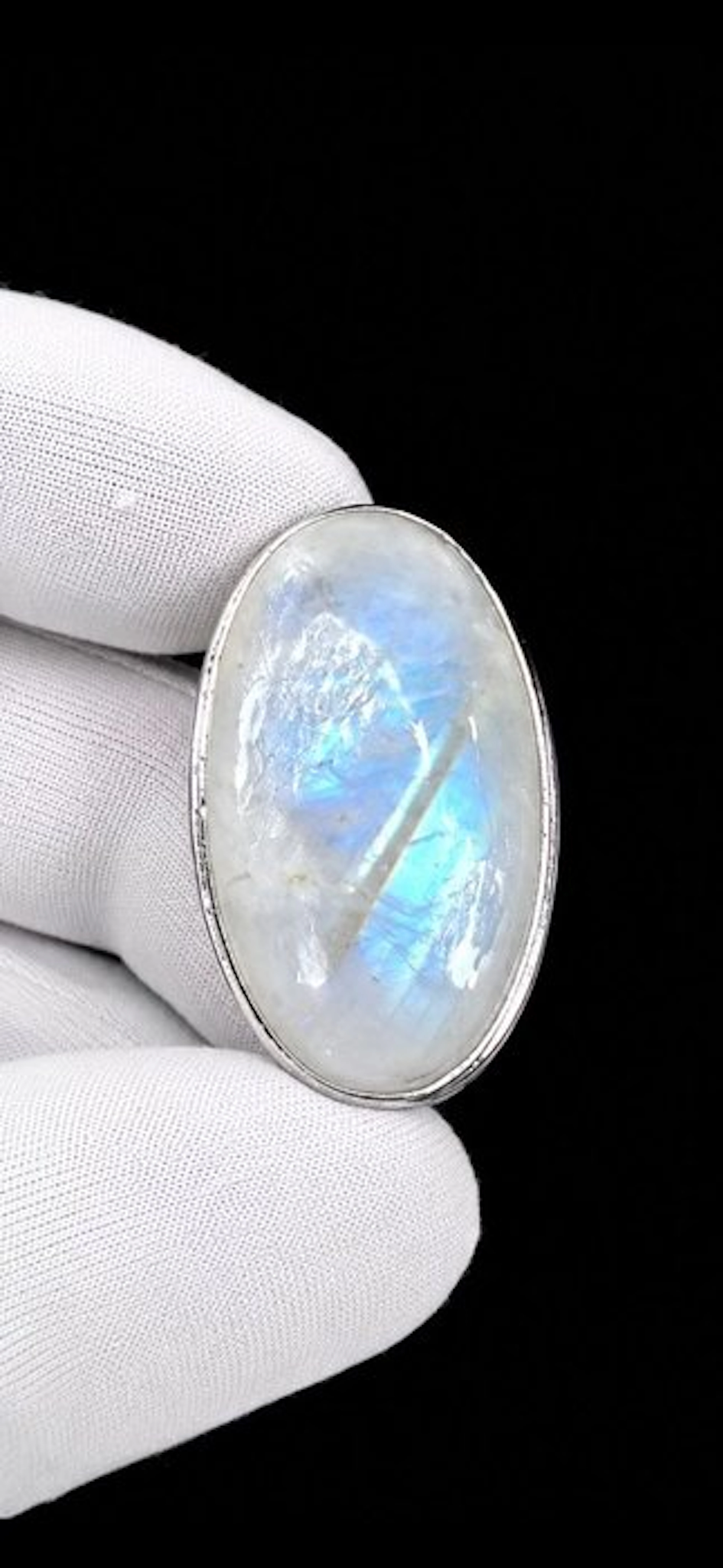 Exquisite First-Quality Natural Moonstone Ring - Set in 925 Silver