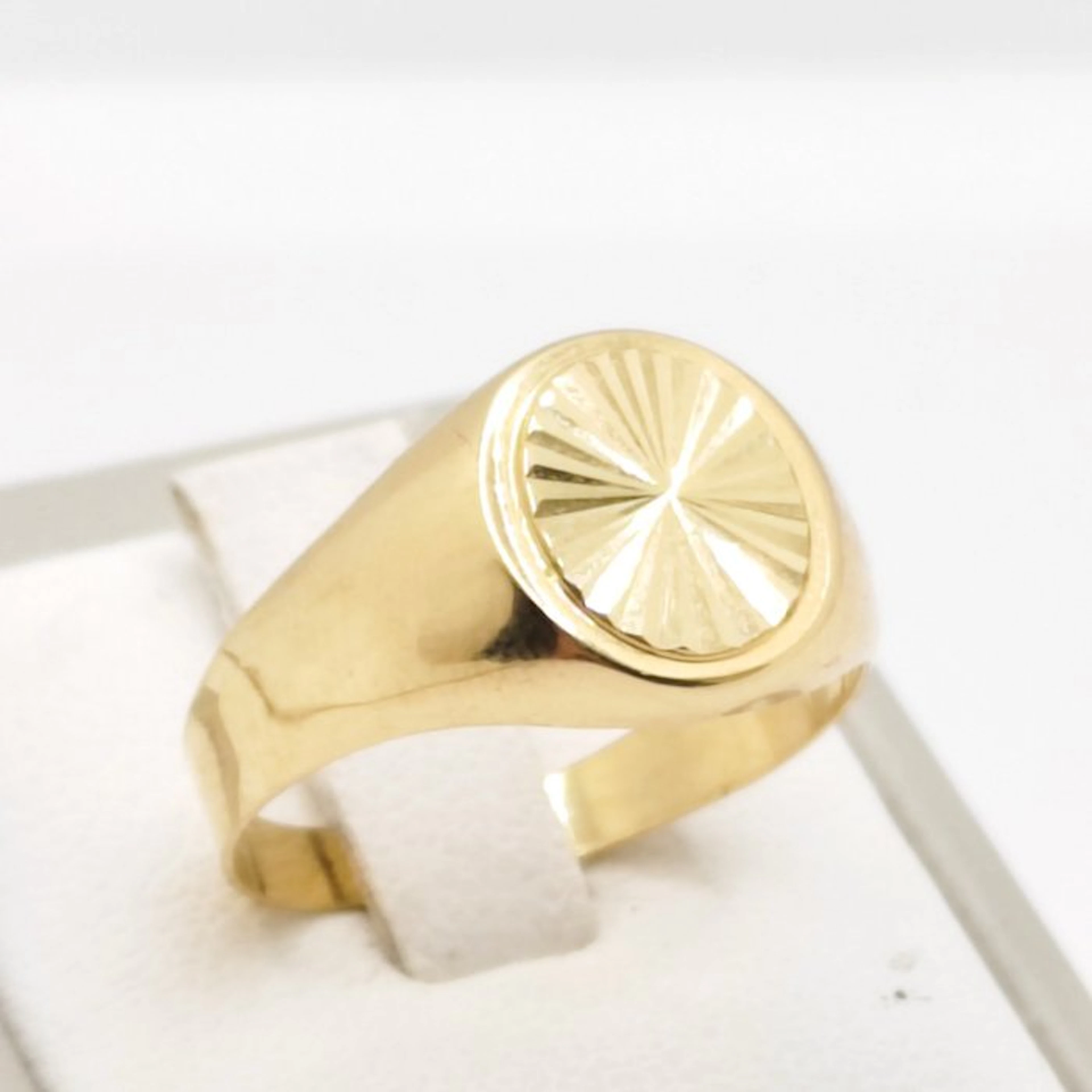 No reserve price - Ring - 18 kt. Yellow gold