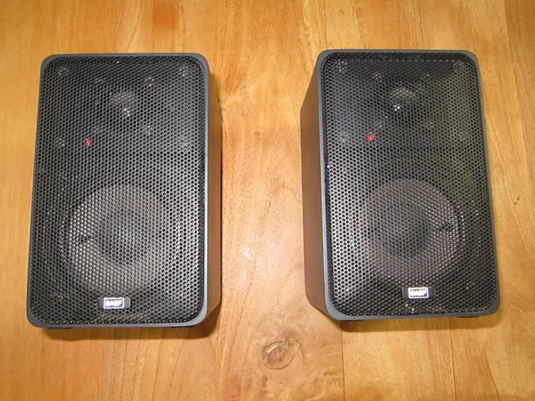 BASF - D-8335H Hi-Fi Speaker set