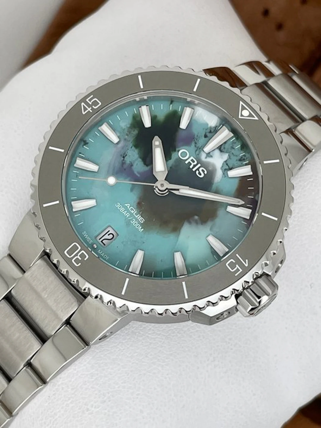 Oris - Aquis Date Upcycle Automatic - No reserve price...