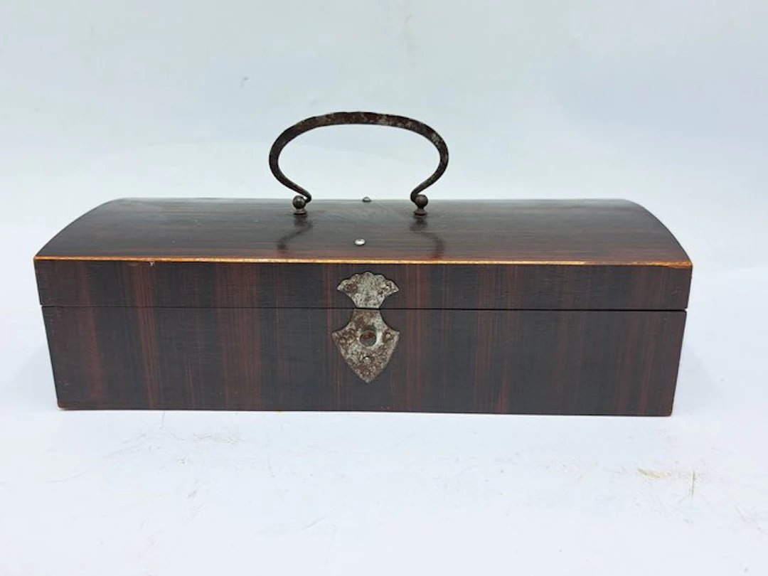 Casket - Sewing kit - Kingwood - Craft Box