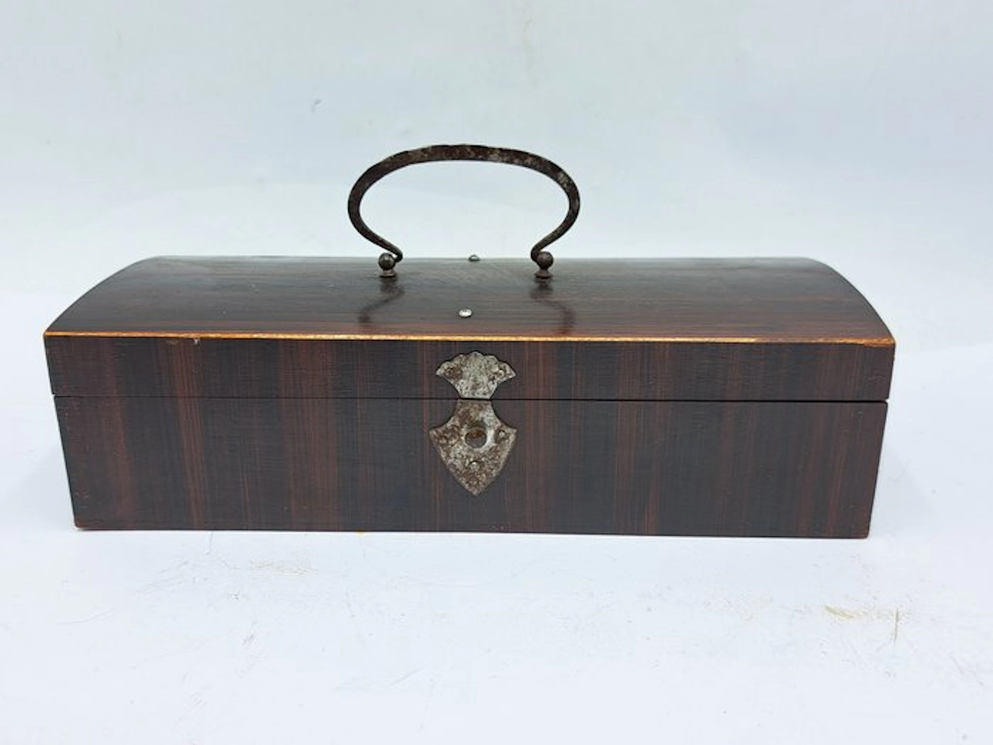Casket - Sewing kit - Kingwood - Craft Box