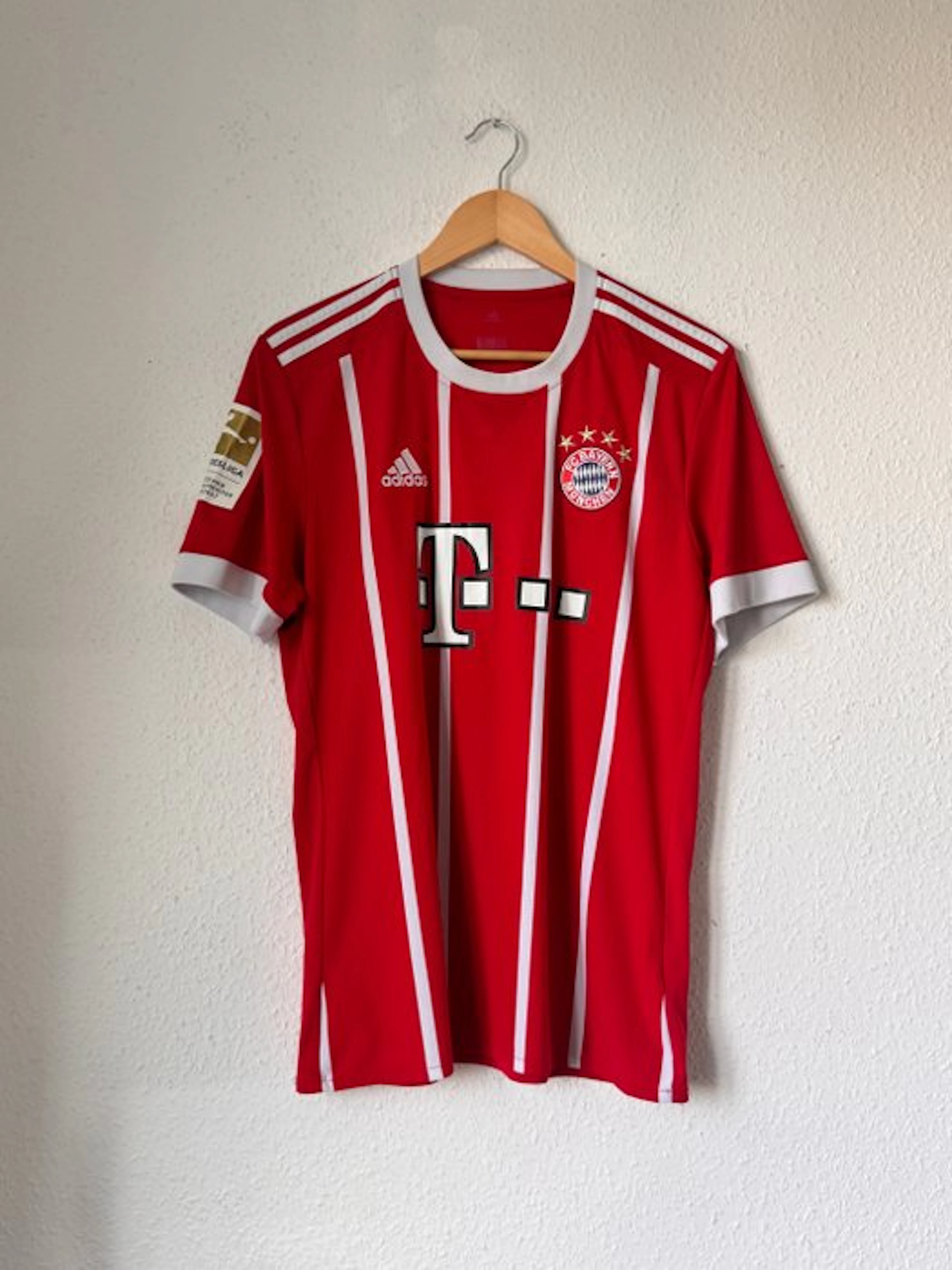 FC Bayern München - German Football League - Bayern...