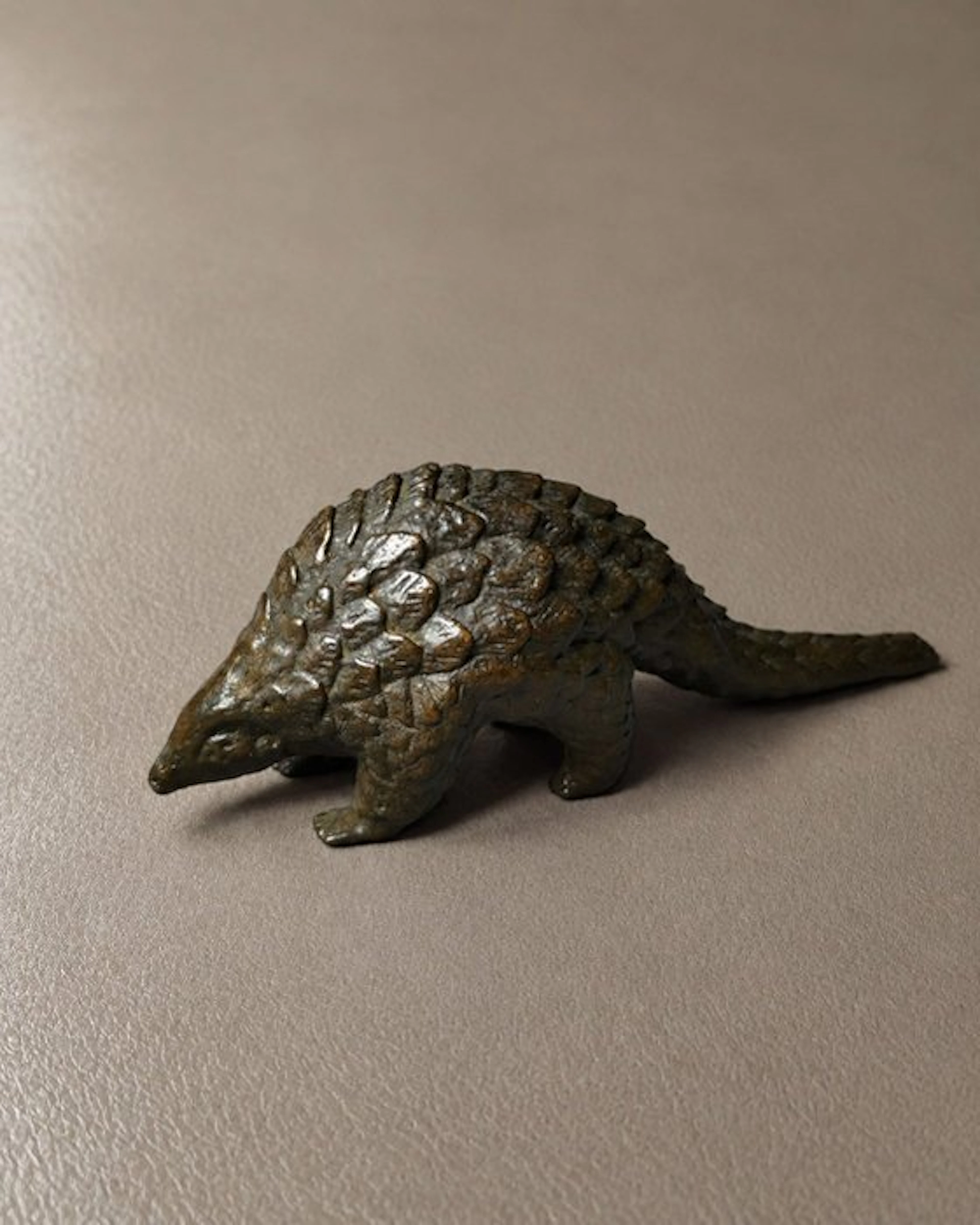Decorative ornament - Annosuke - pangolin - Japan - Copper pangolin ornament