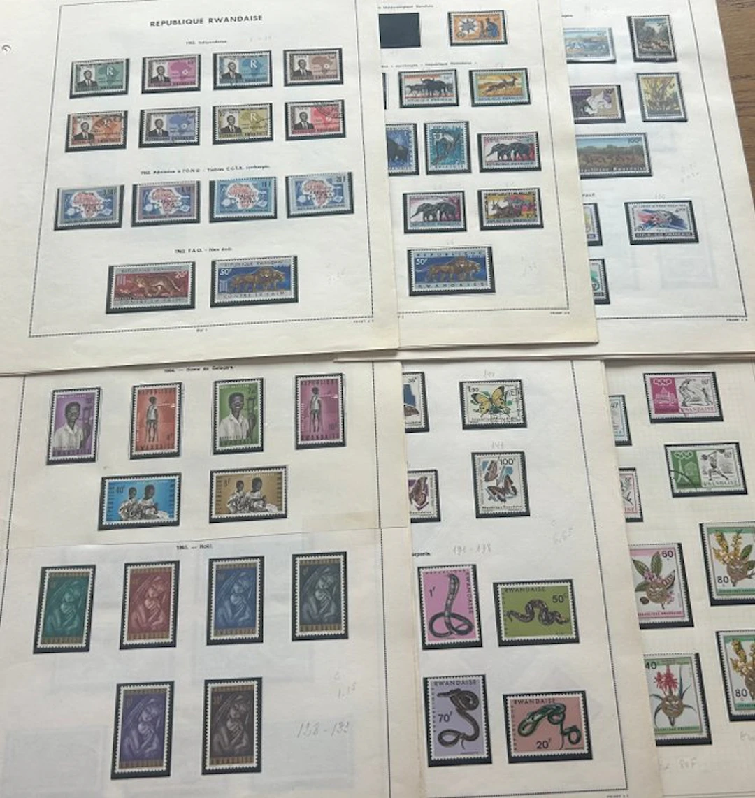 Rwanda 1962/1971 - Extensive collection on Prinet album sheets