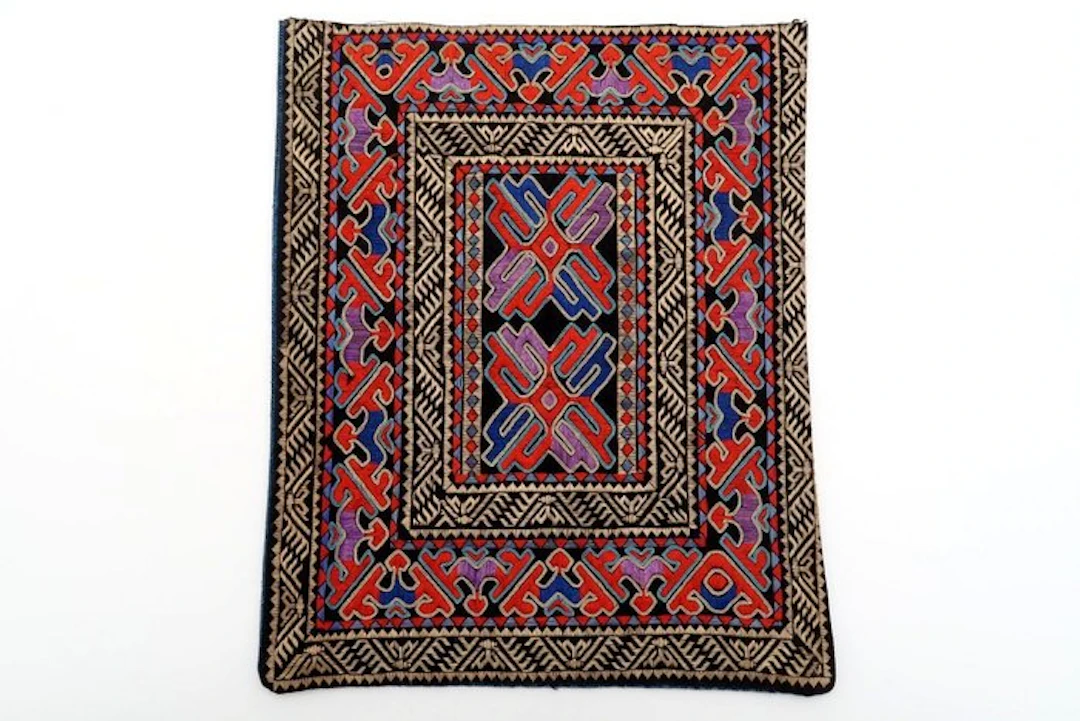 Textile - 27 cm - 22 cm - Miao-embroidered panel, China
