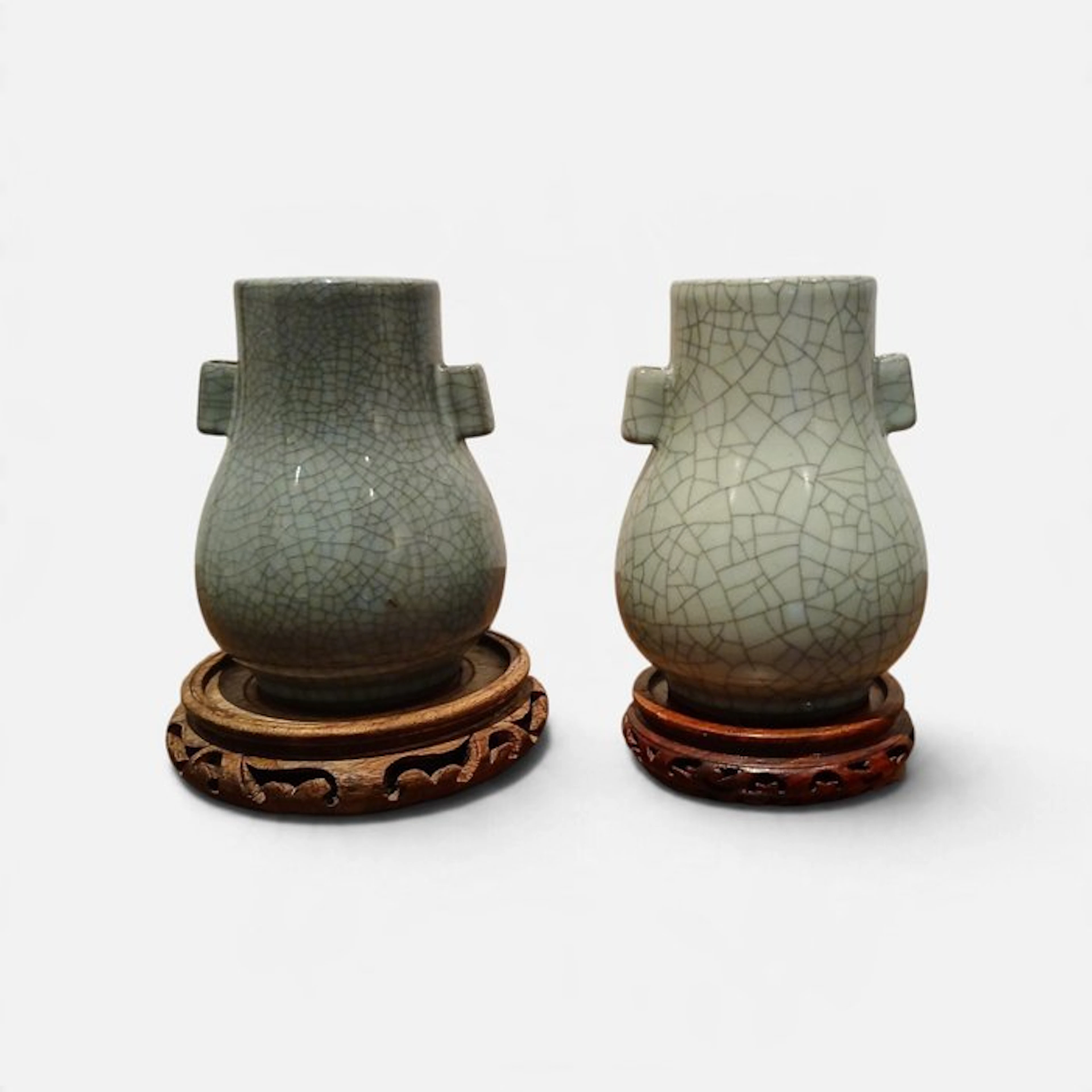 Double handled vase - Porcelain - China - Mid 20 century (No reserve price)
