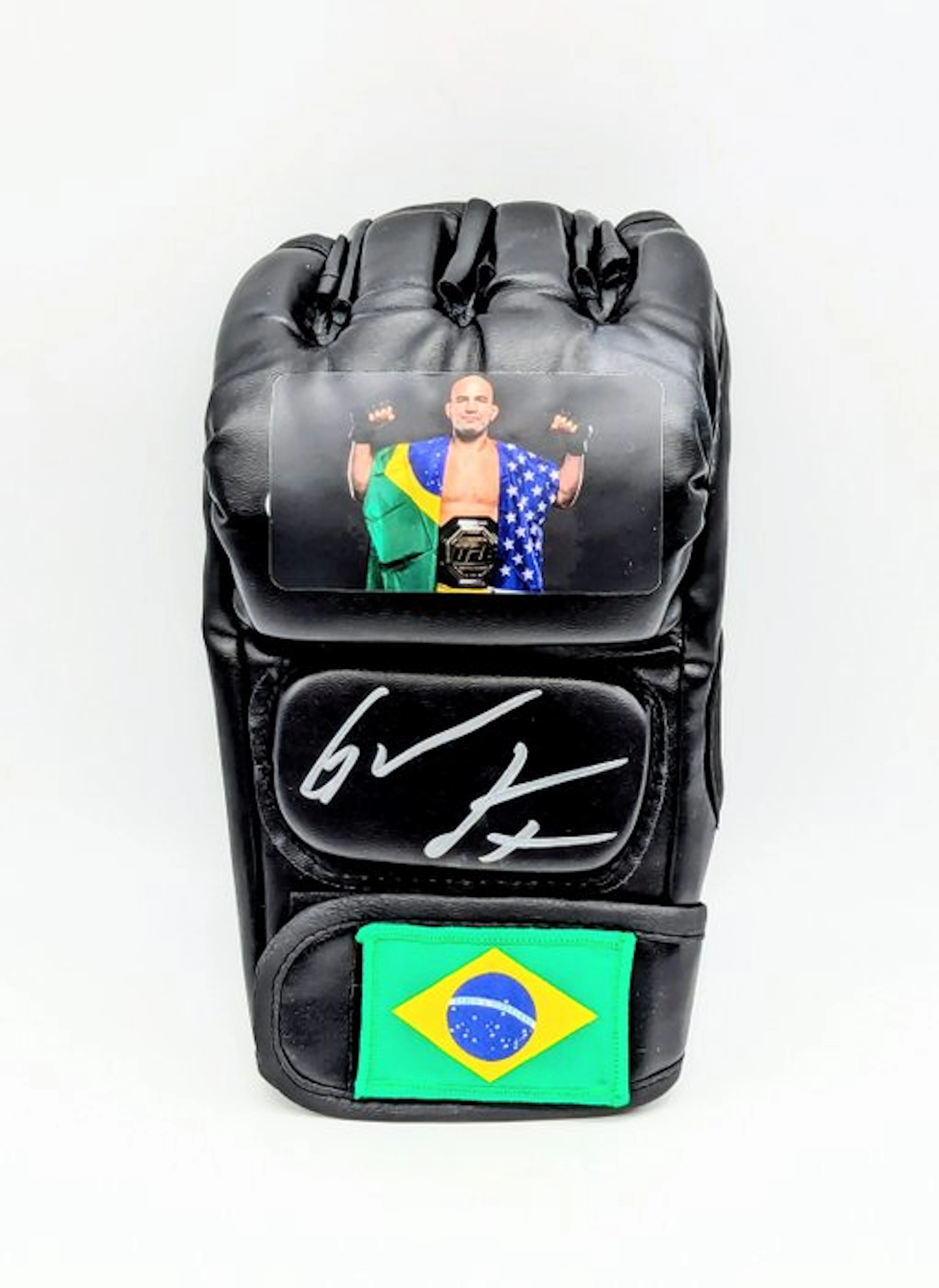 Glover Teixeira - Signed MMA Glove - Beckett Verified Autograph