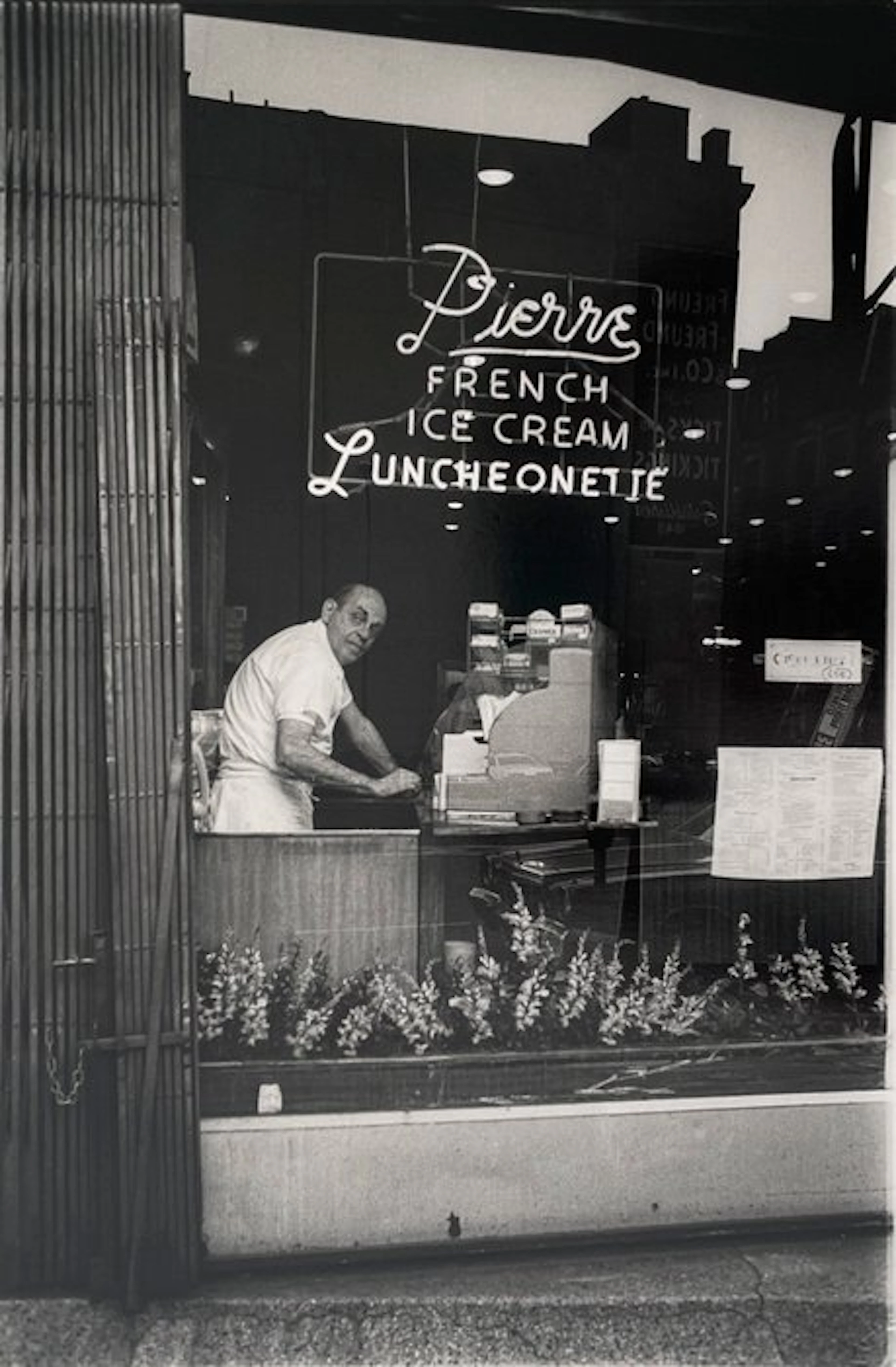 Lionel Derimais - “Pierre French Ice Cream”, Manhattan, New-York, c. 1980
