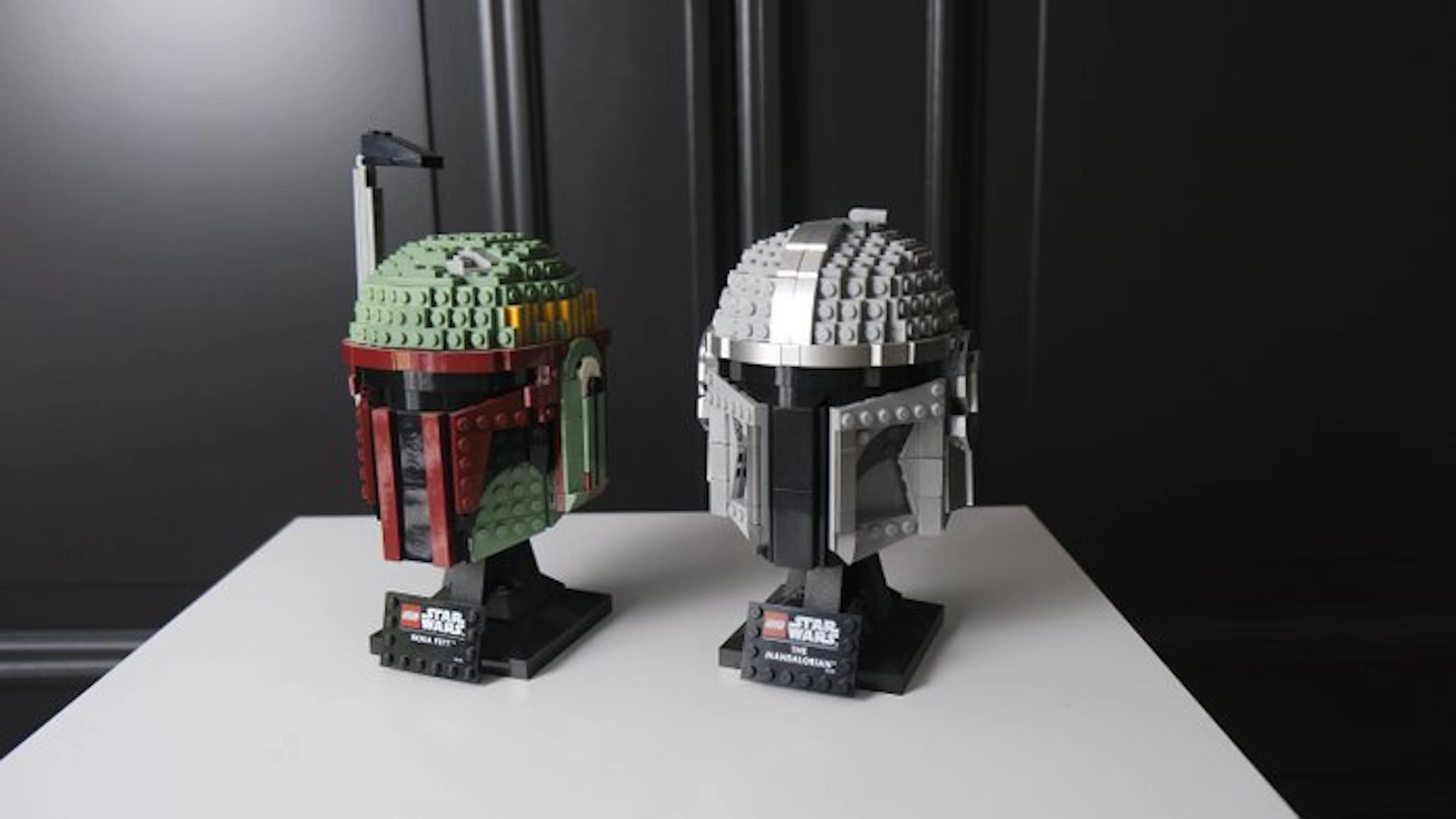 LEGO Set - Star Wars - Boba Fett Helmet & The Mandalorian...