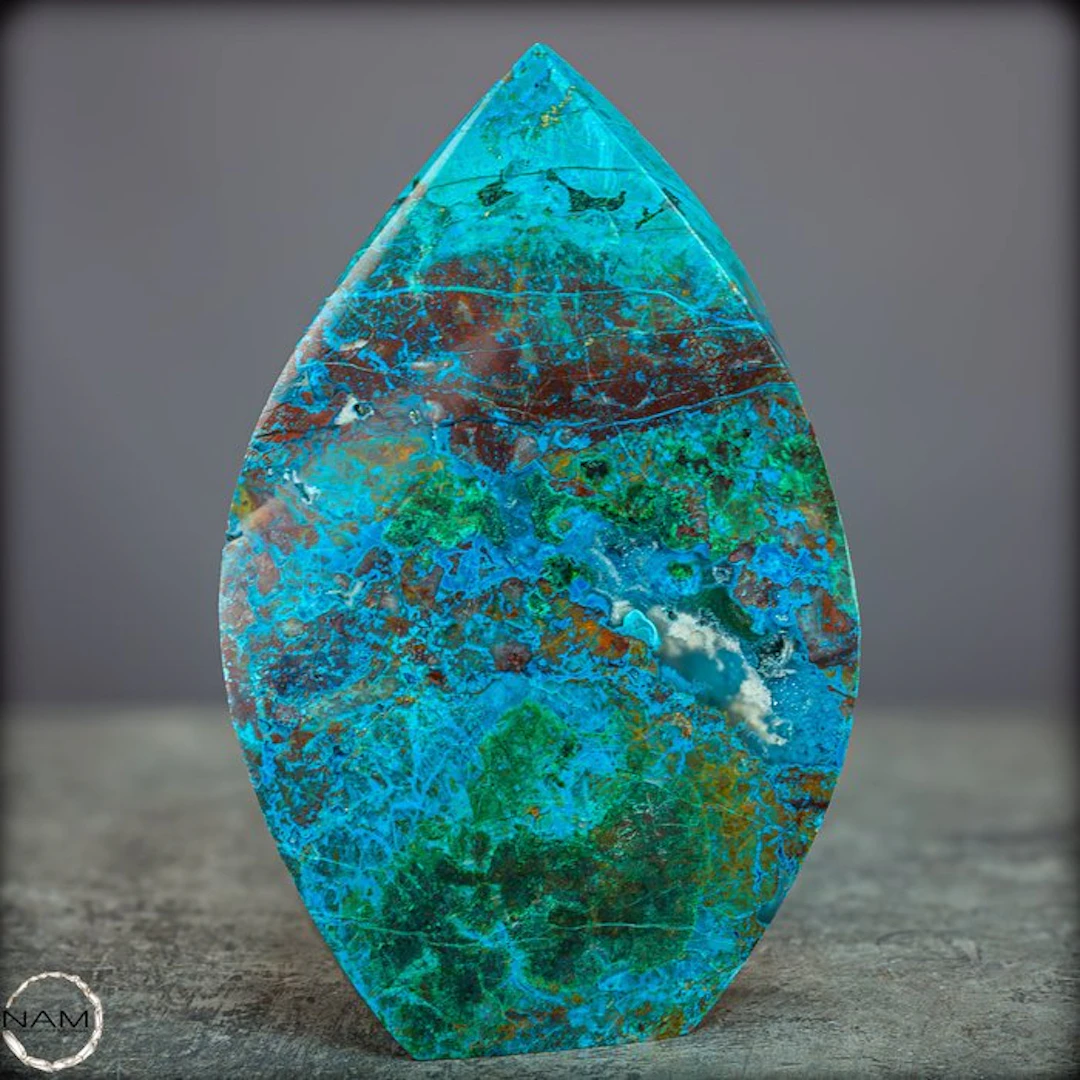 Azurite-Malachite-Chrysocolla freeform – a masterpiece of...