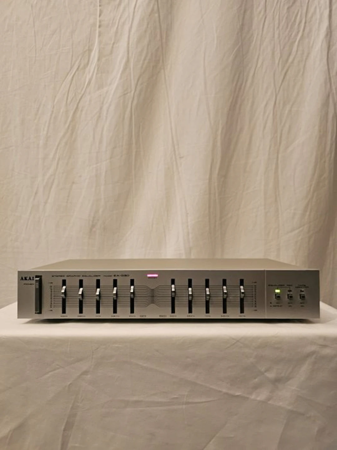 Akai - EA G30 Equalizer
